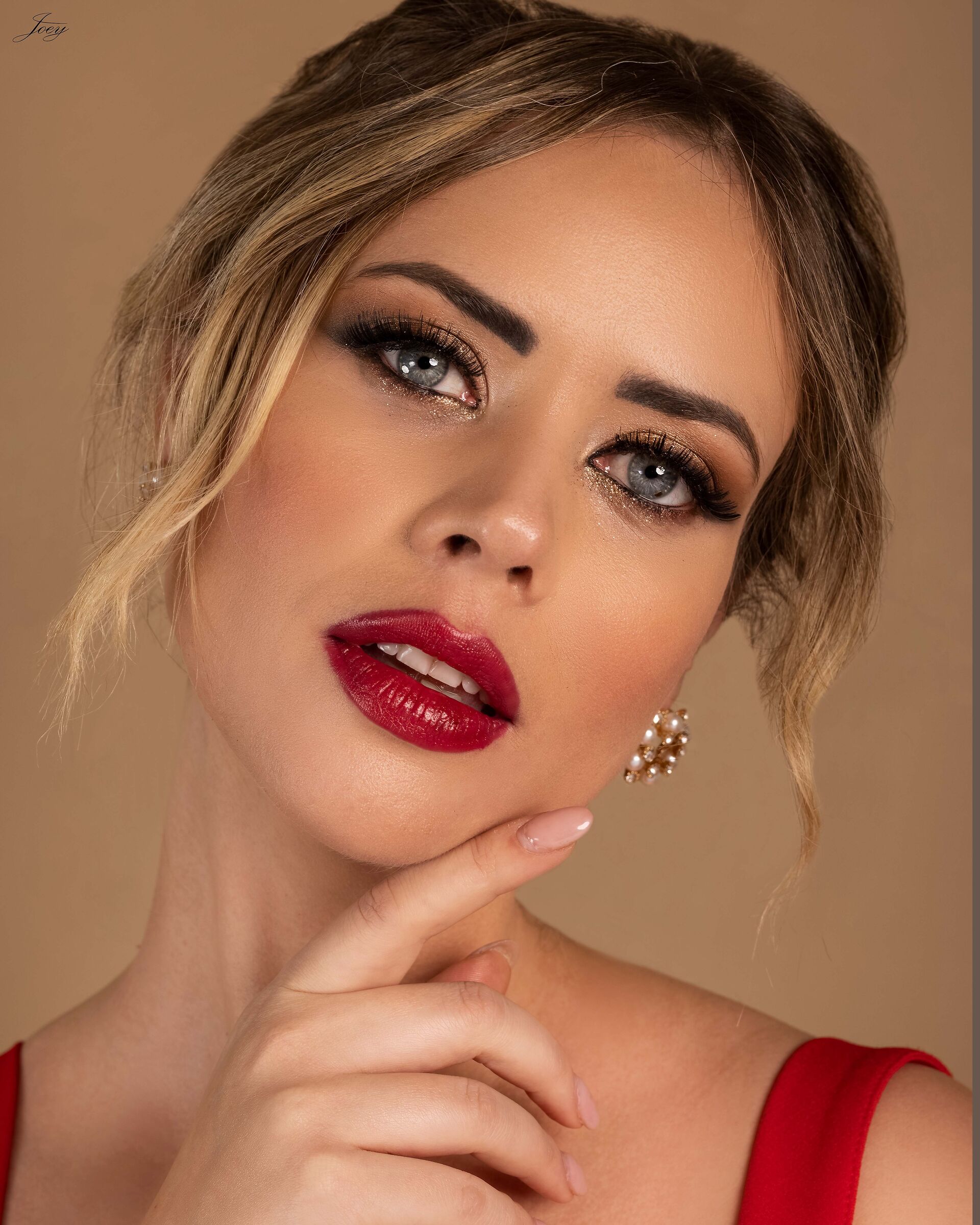 Beauty Photoshoot: Santa