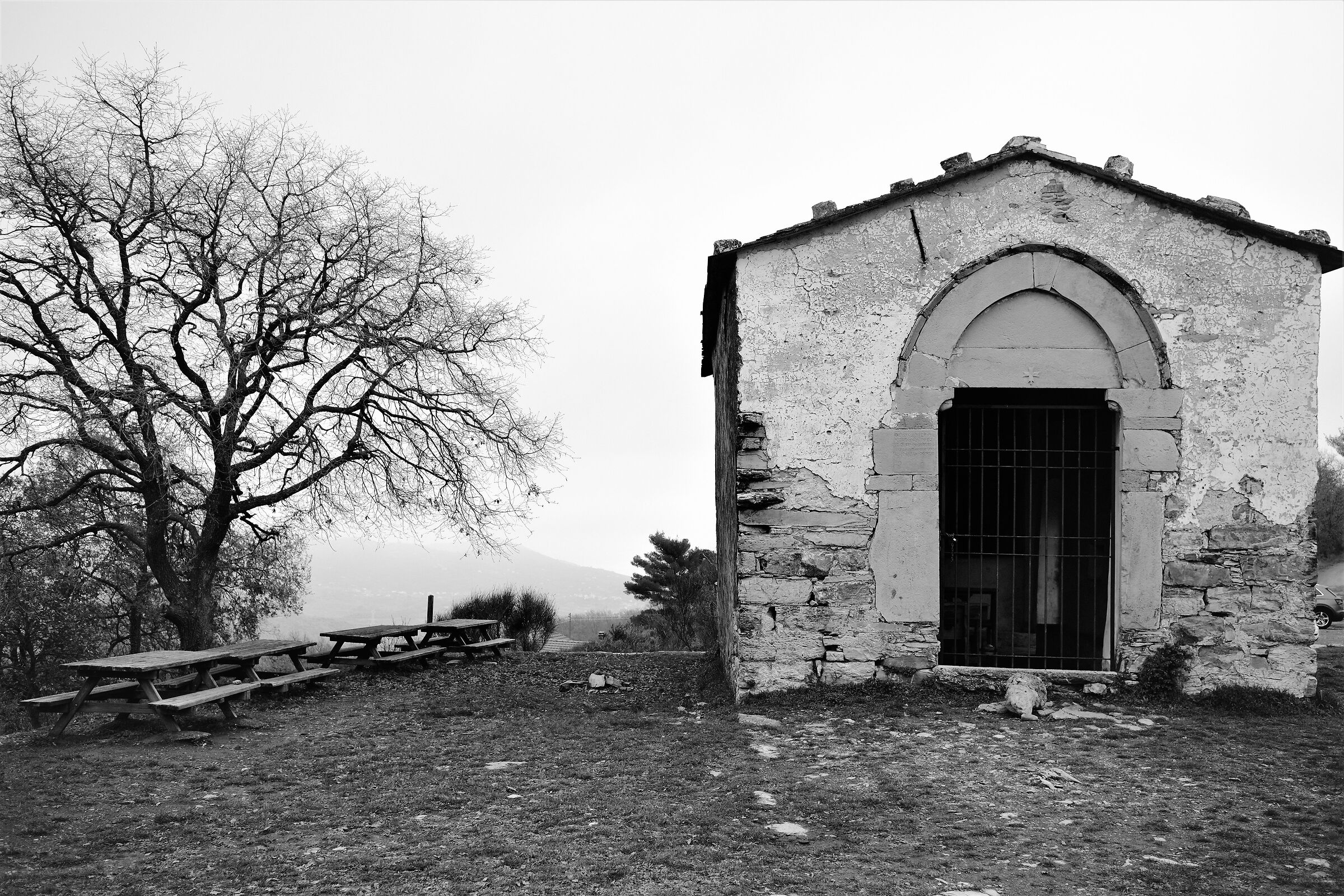 Piazzetta and chapel