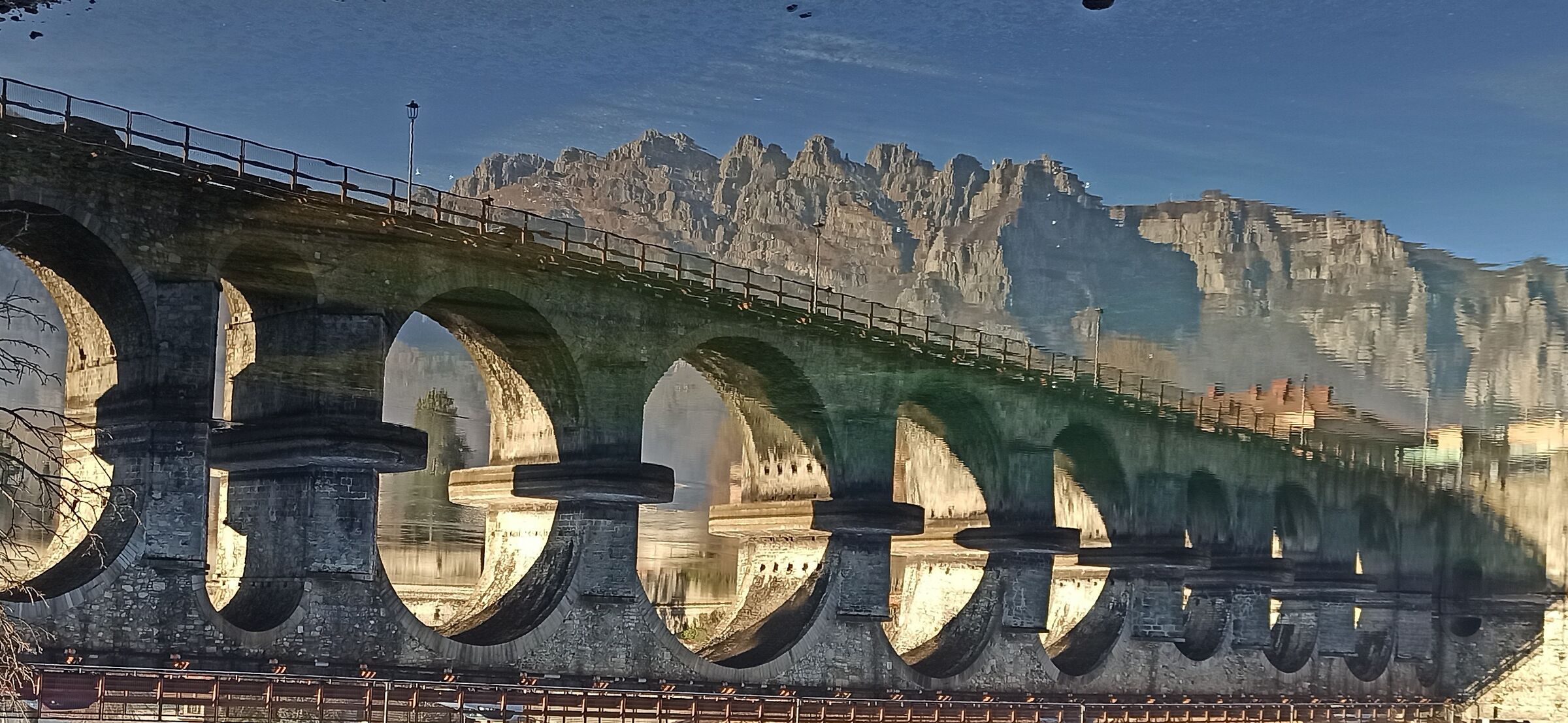 Lecco reflected 1
