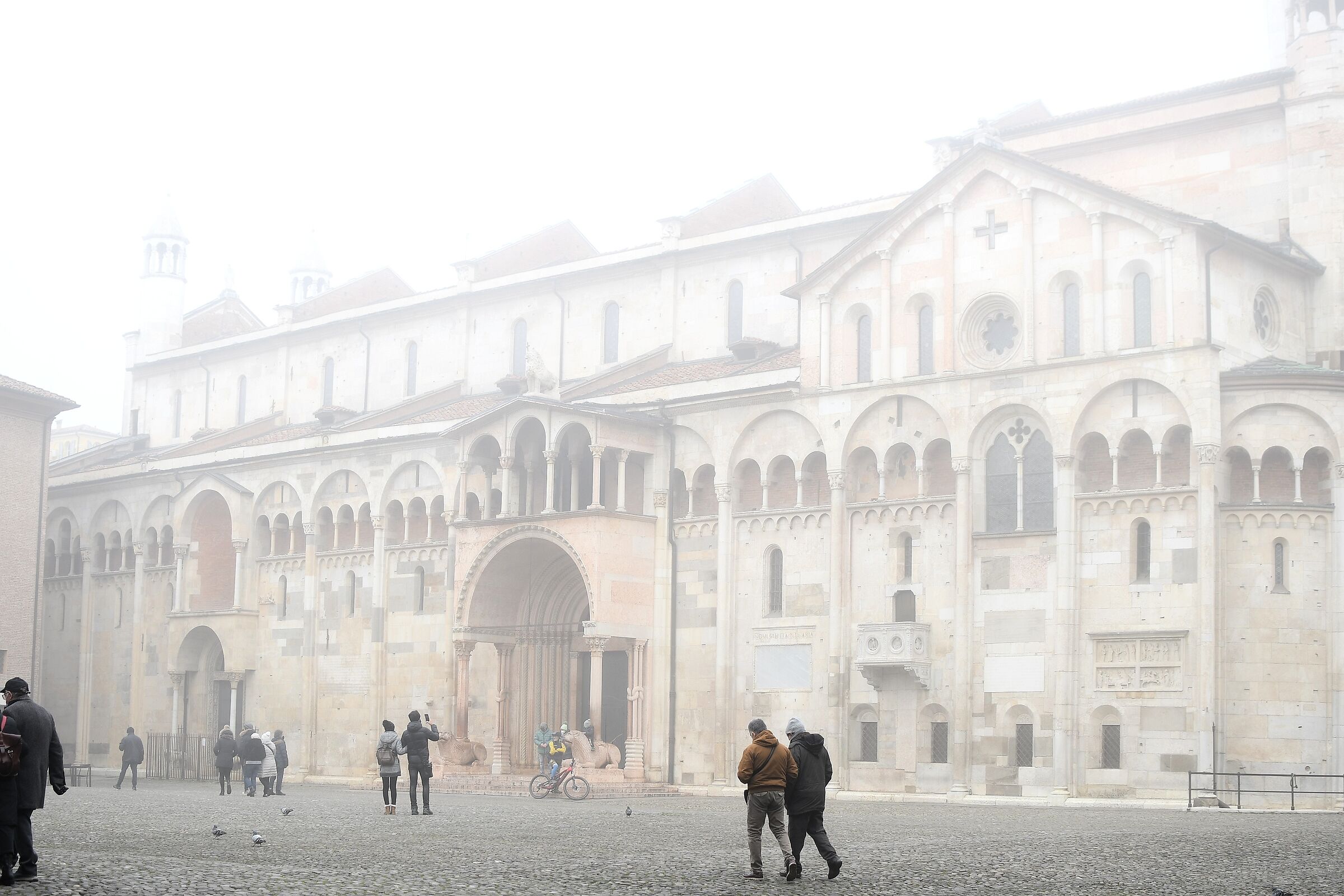 The Cathedral of Modena shrouded in fog