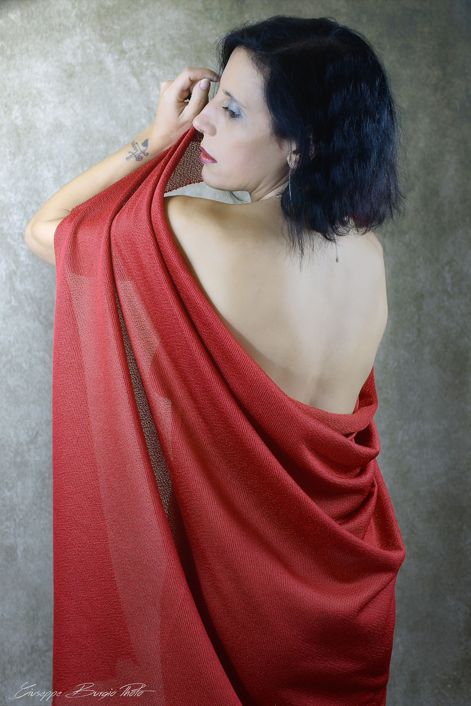 Neoclassic Red
