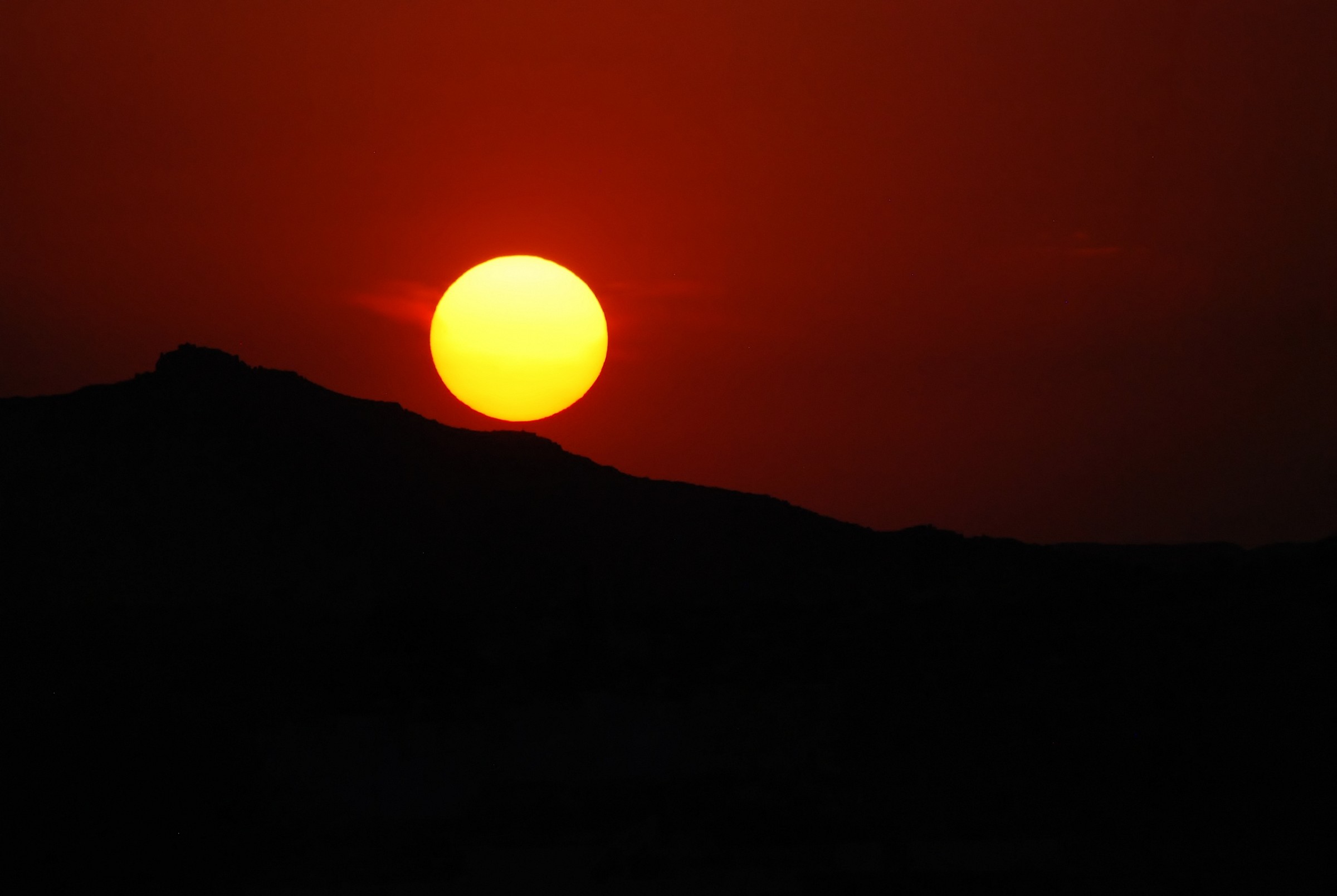 Il sole rotola sulla terra