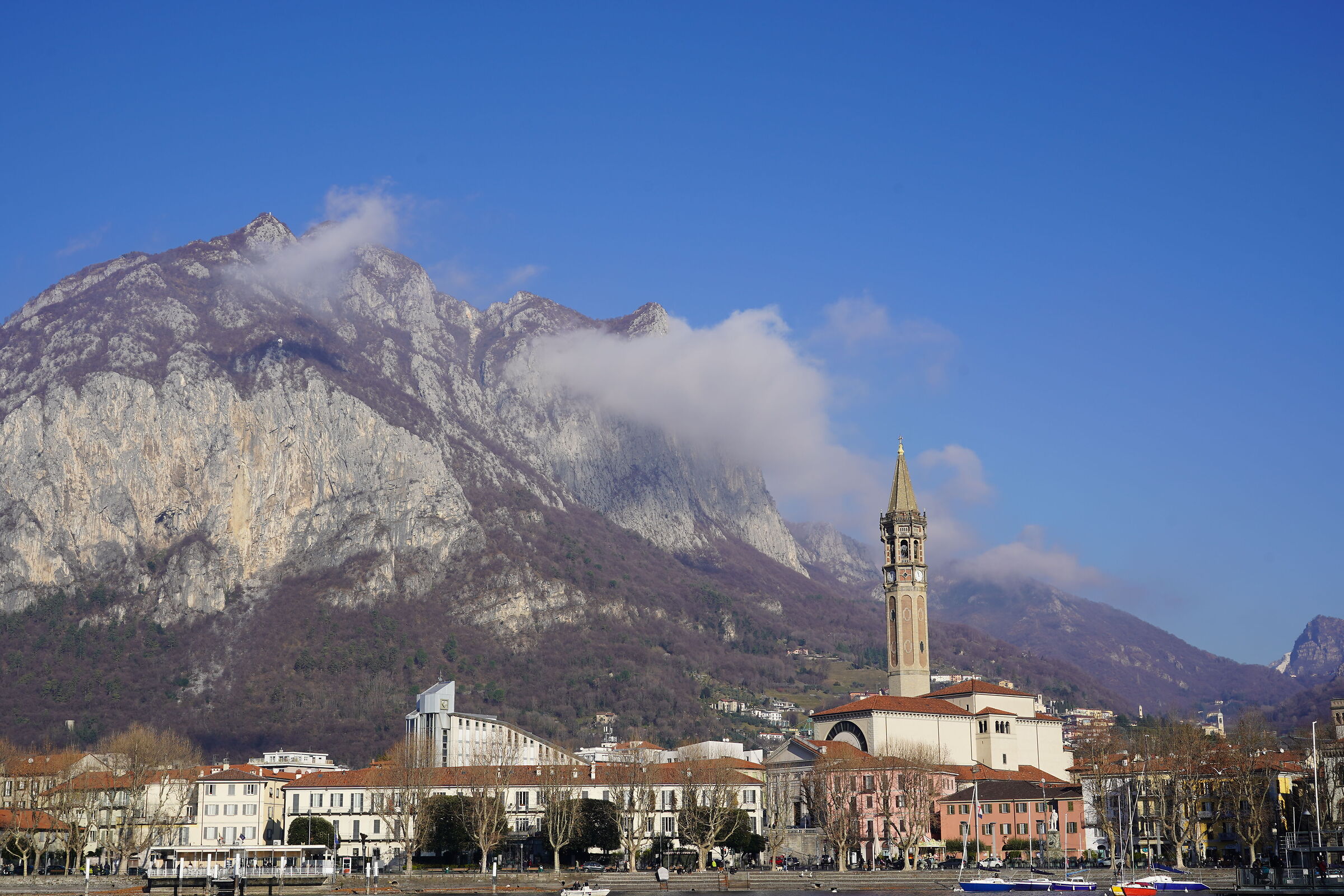Lake Lecco January 2022
