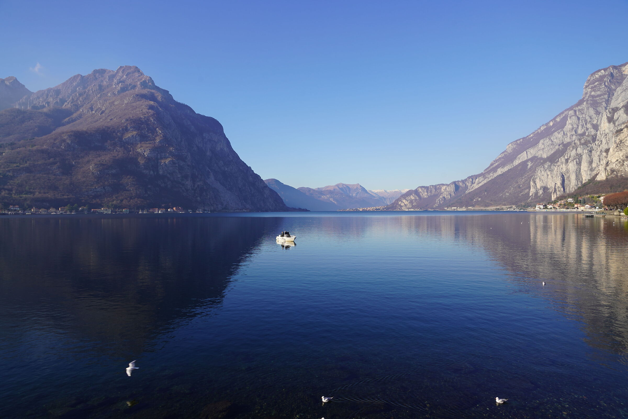 Lake Lecco January 2022