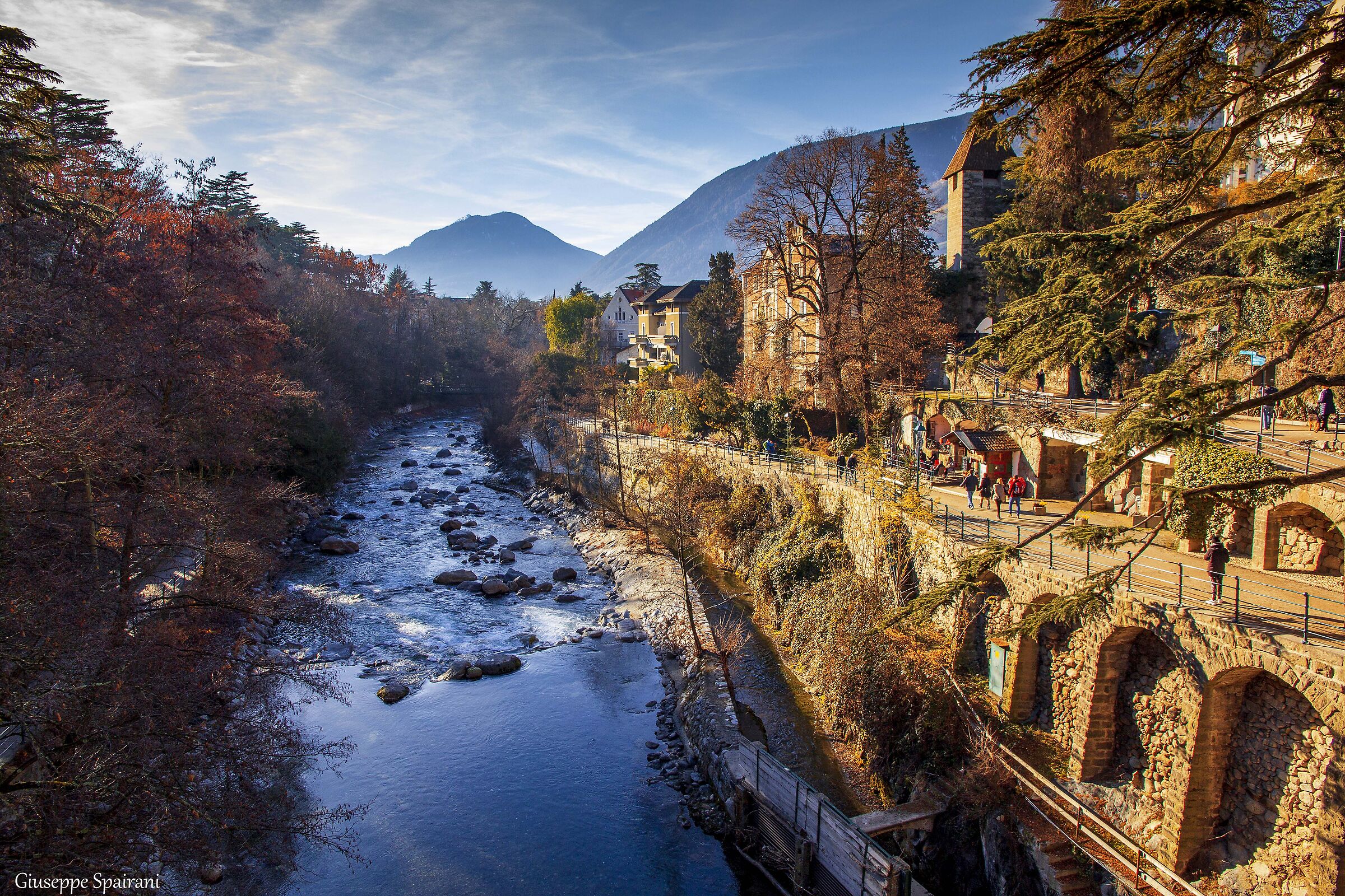 Merano fiume Passirio inizio passeggiata Tappeiner