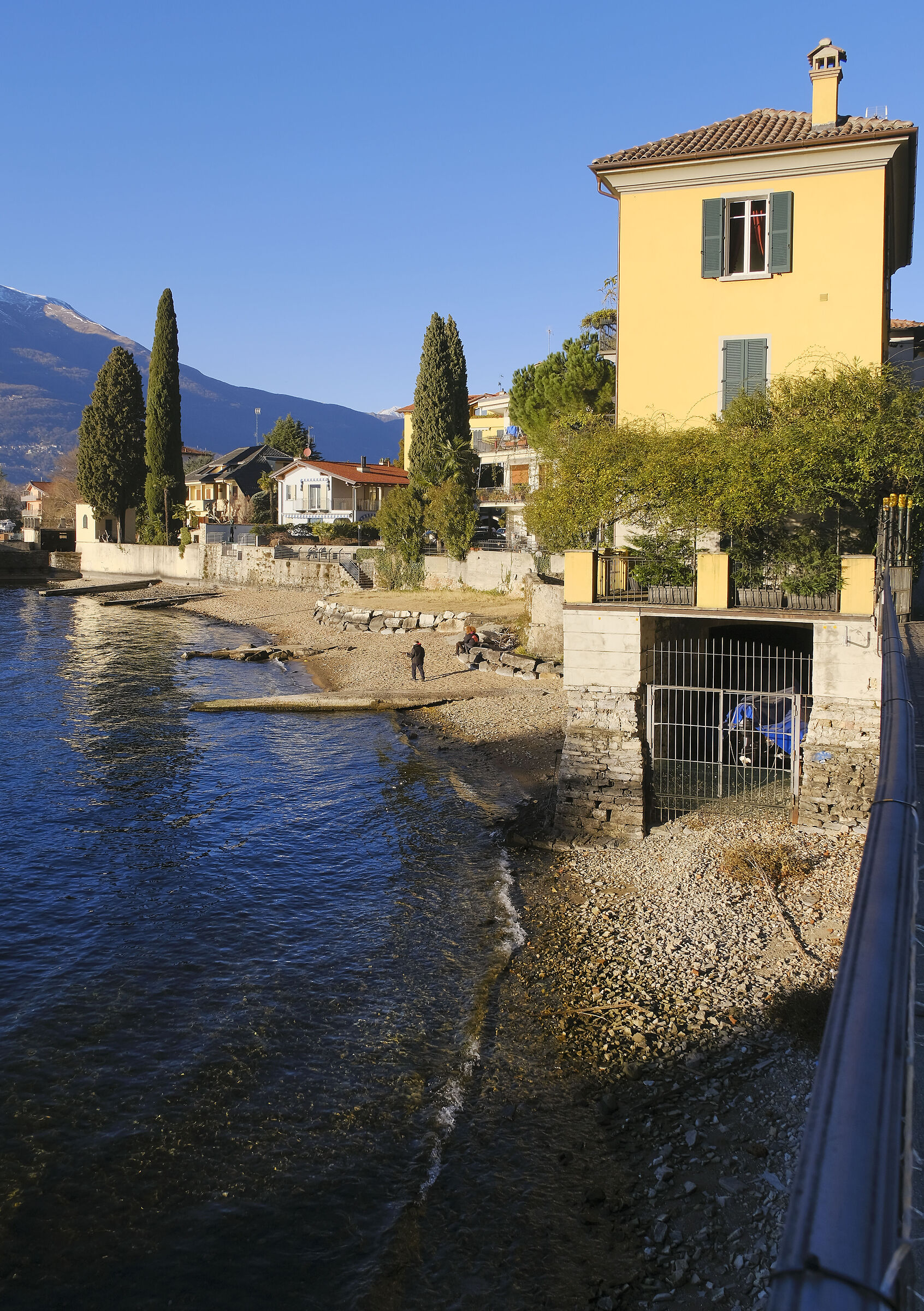 Porticciolo di Bellano, lago di Como