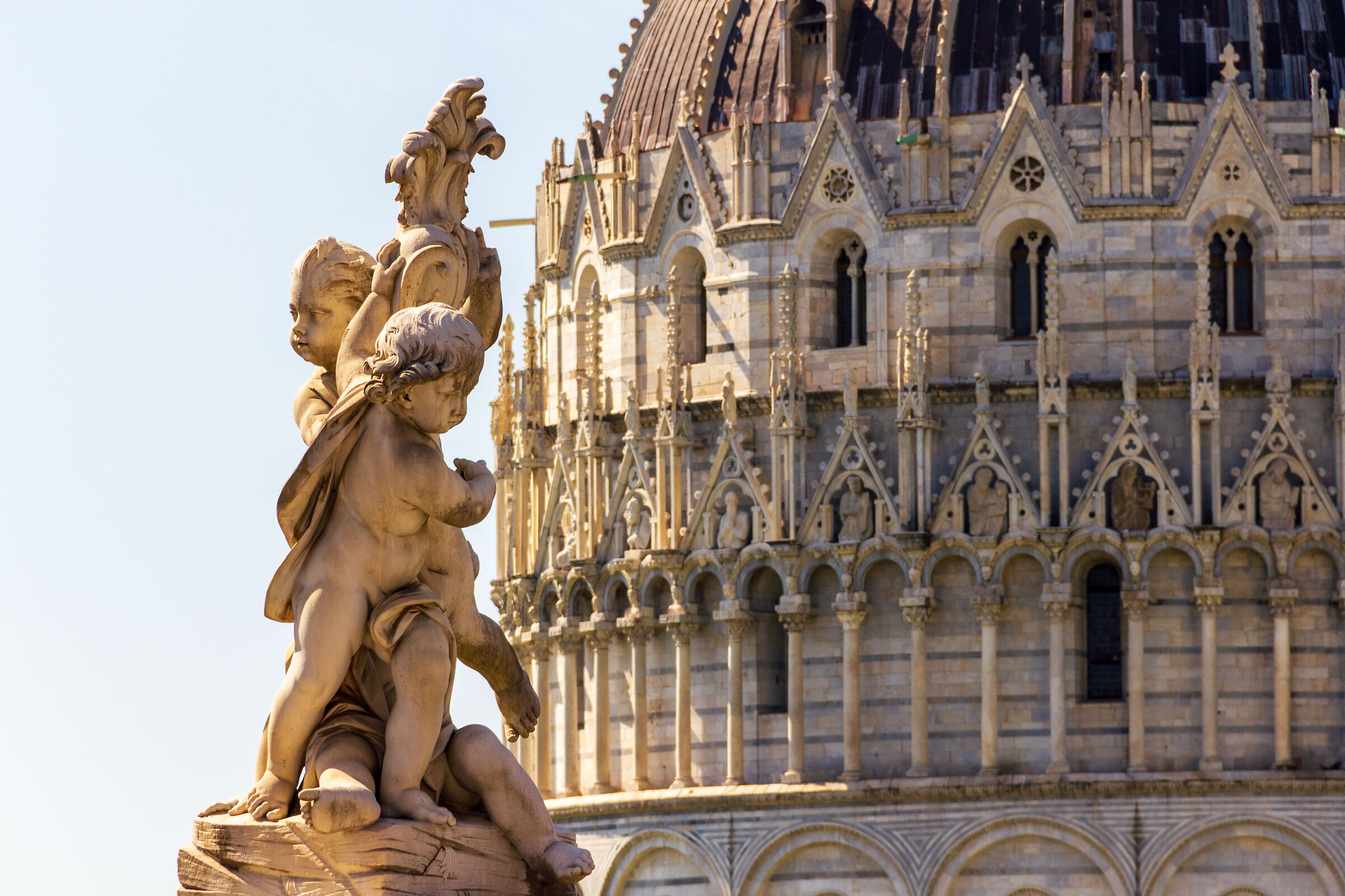 Pisa, Statue with Baptistery