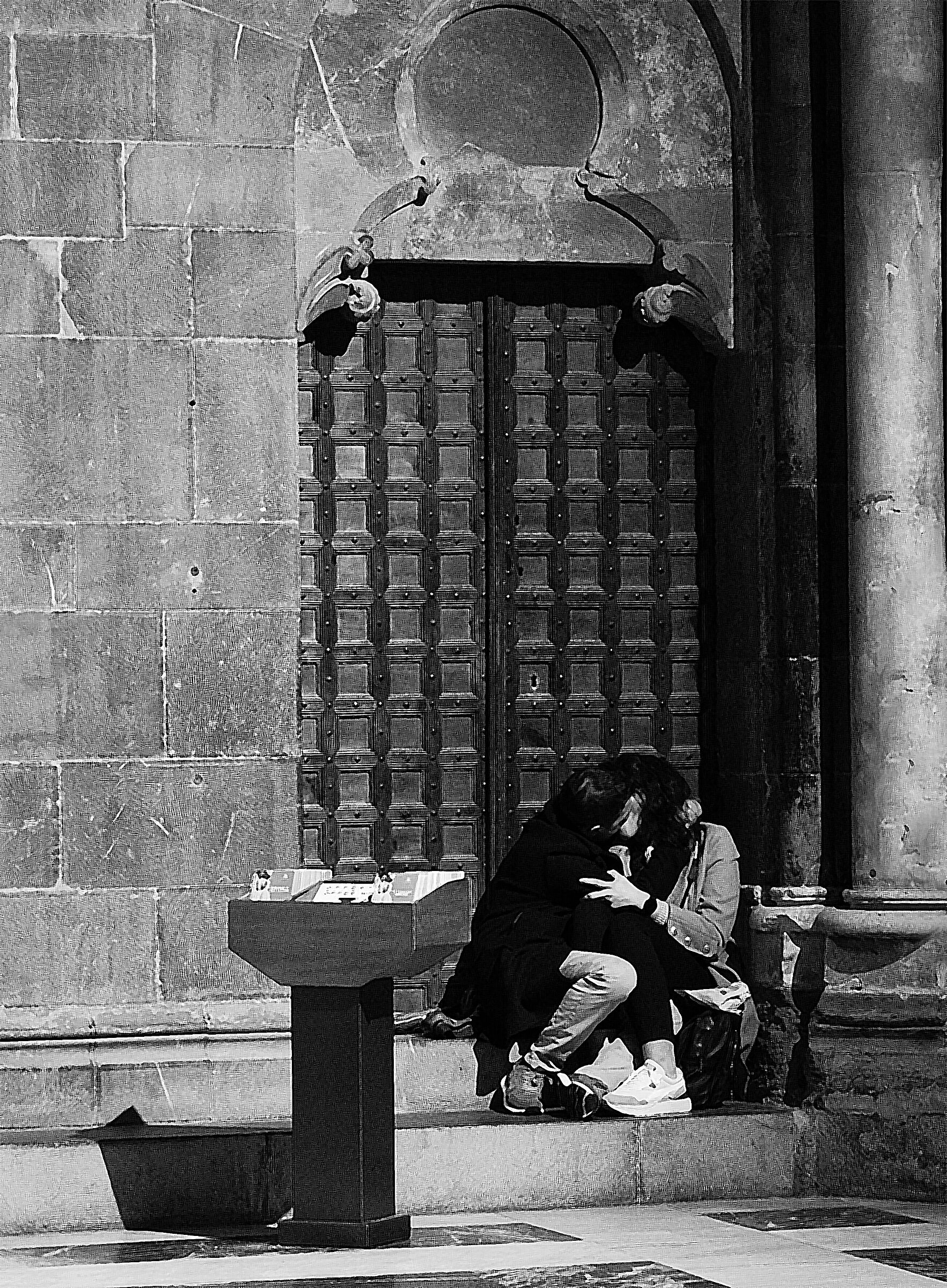 The kiss - Perhaps the place is not the most suitable.