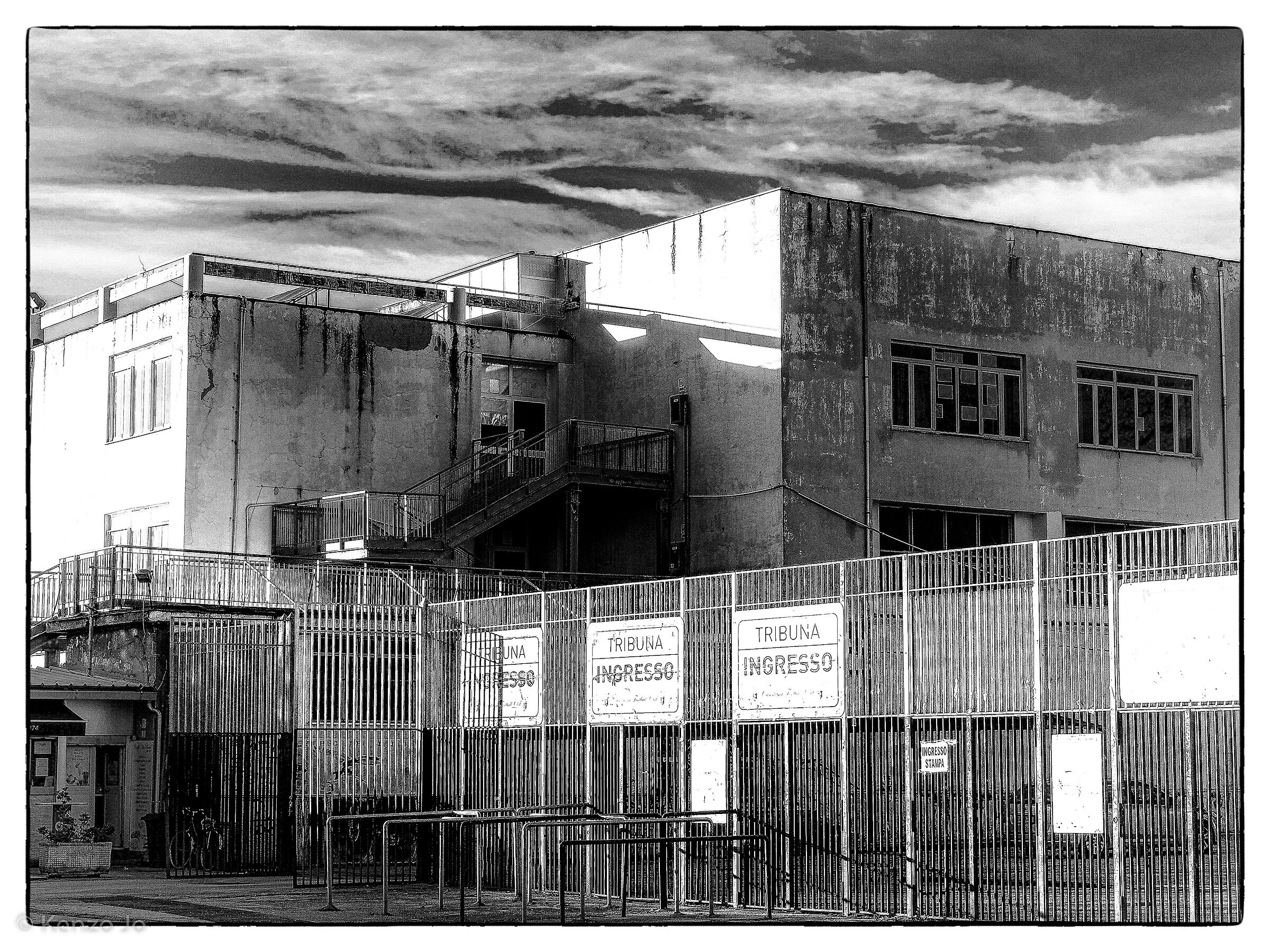 Ingresso chiuso: stadio gennaio 2022