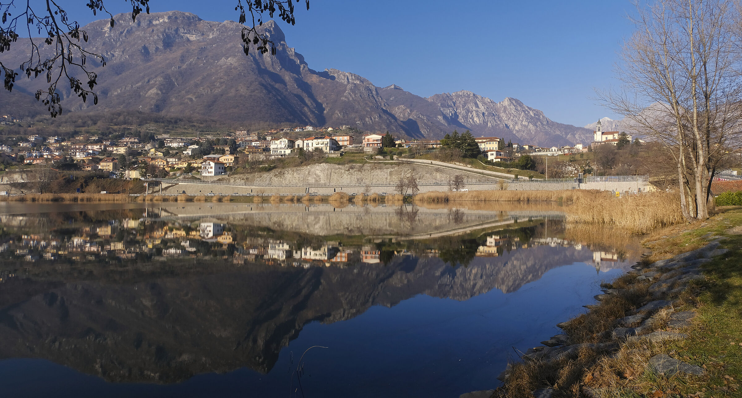 Civate ed il Lago di Annone