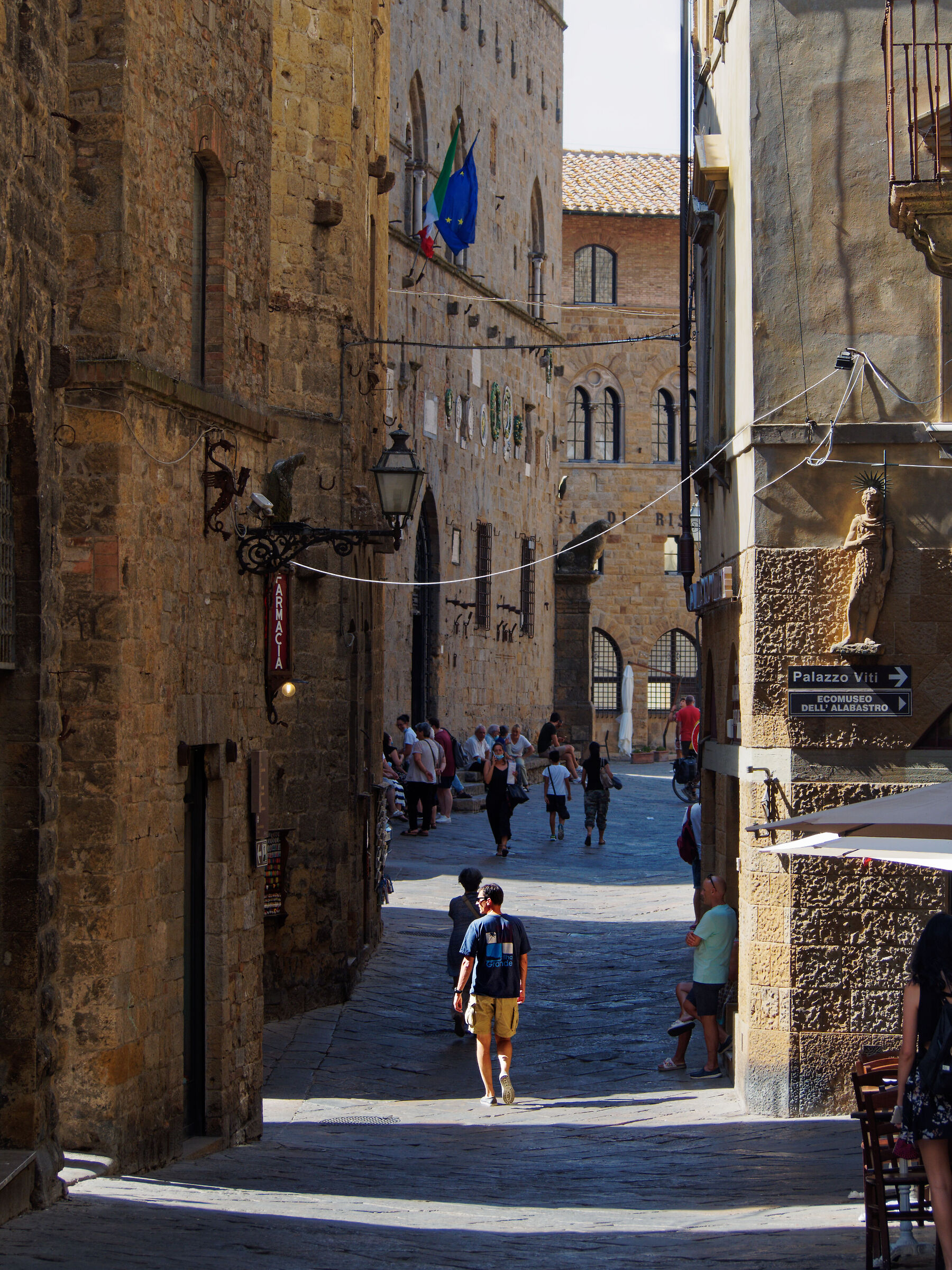 Per le vie di Volterra