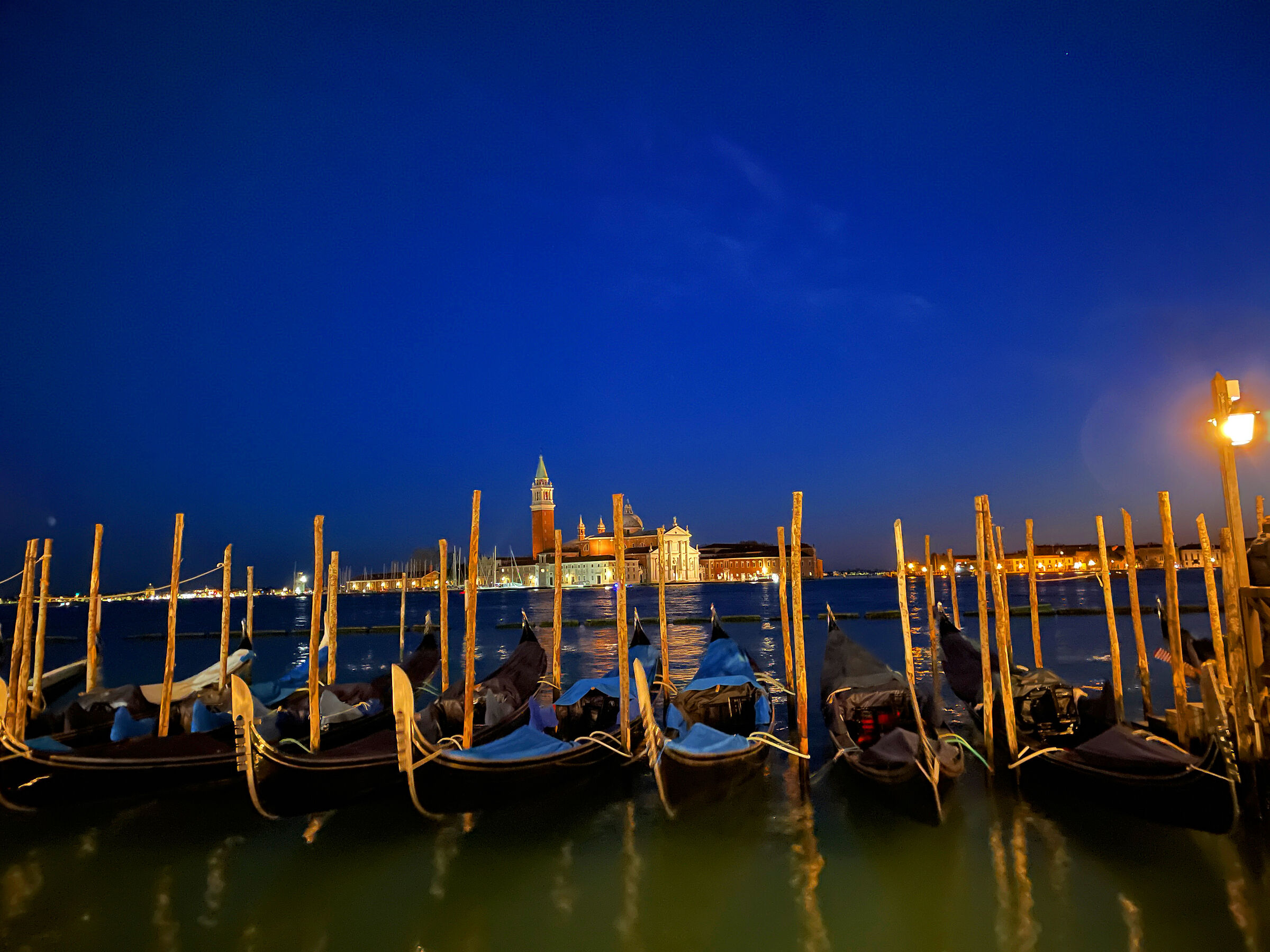 Scende la notte sulla Serenissima