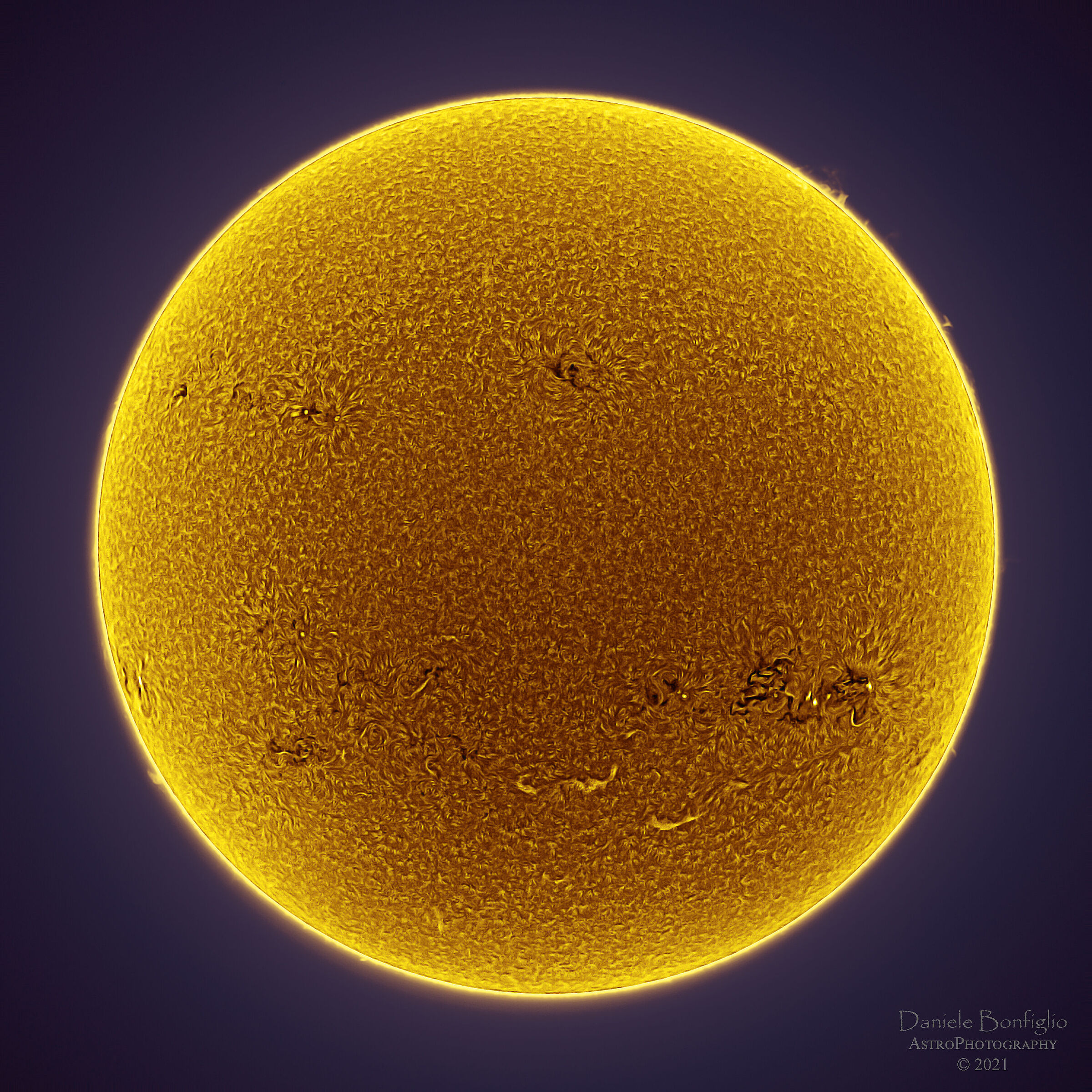 Sun in H-alpha of 22/12/2021 bis
