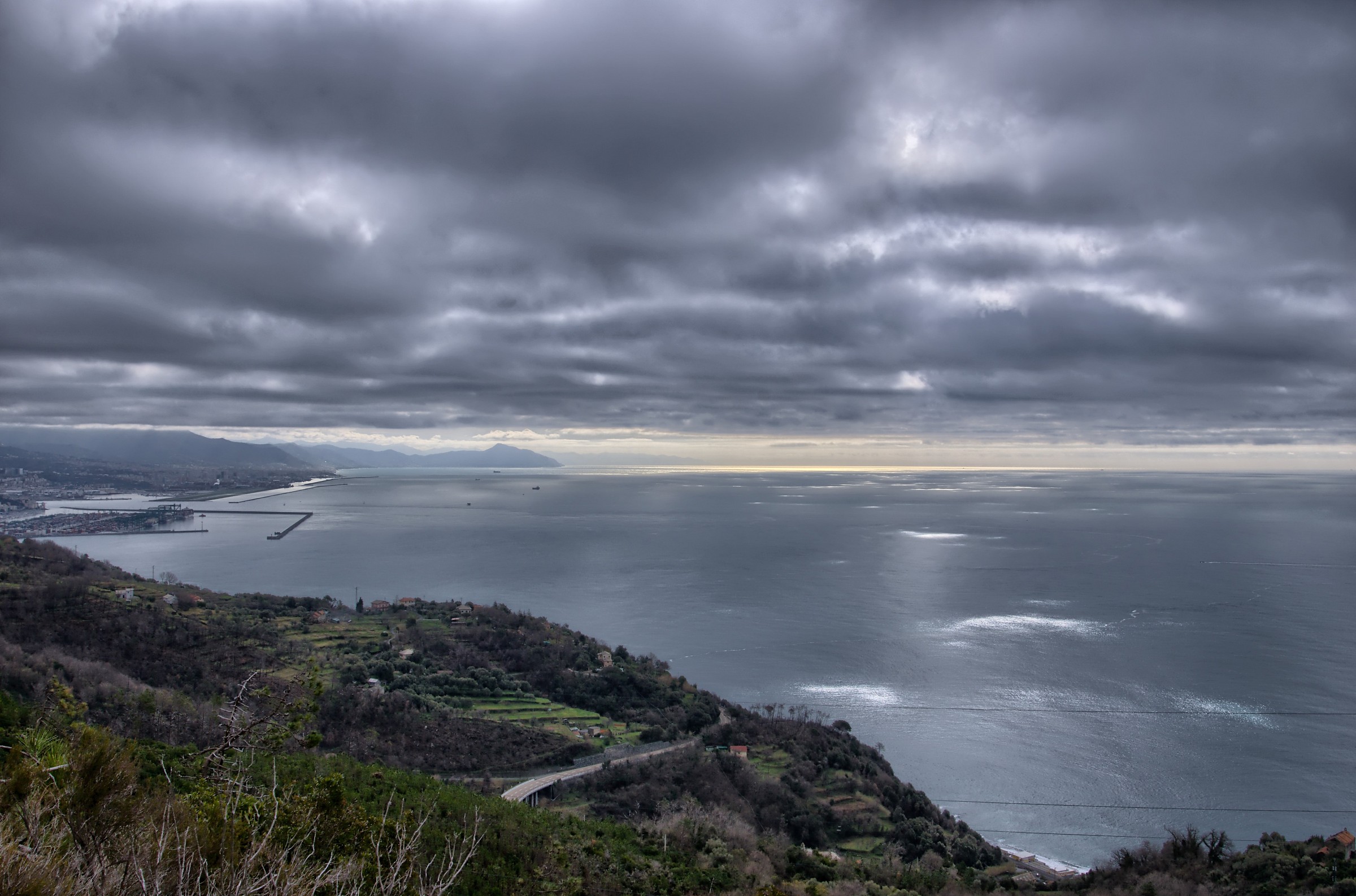 Il cielo sopra Genova ((Der Himmel Uber Genoa)