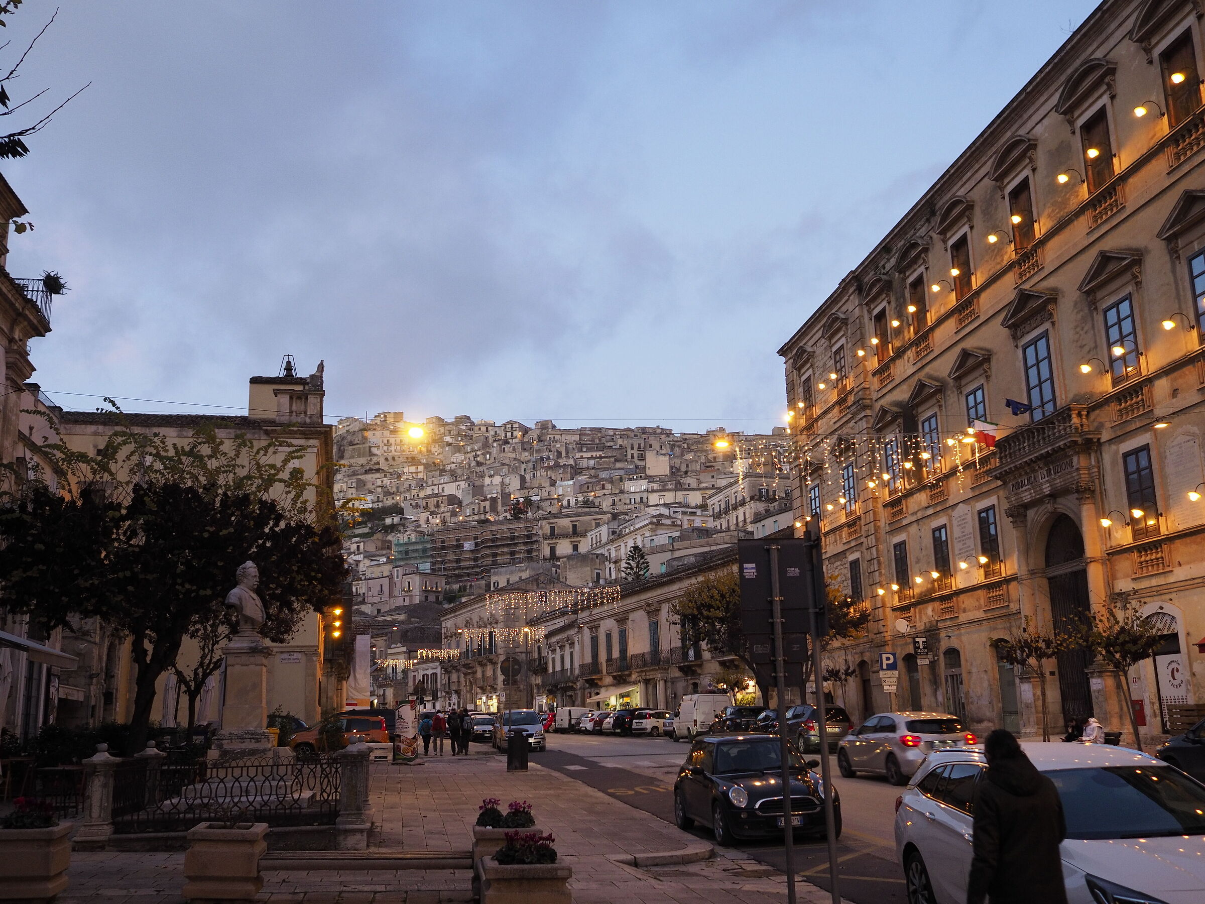Vista di Modica