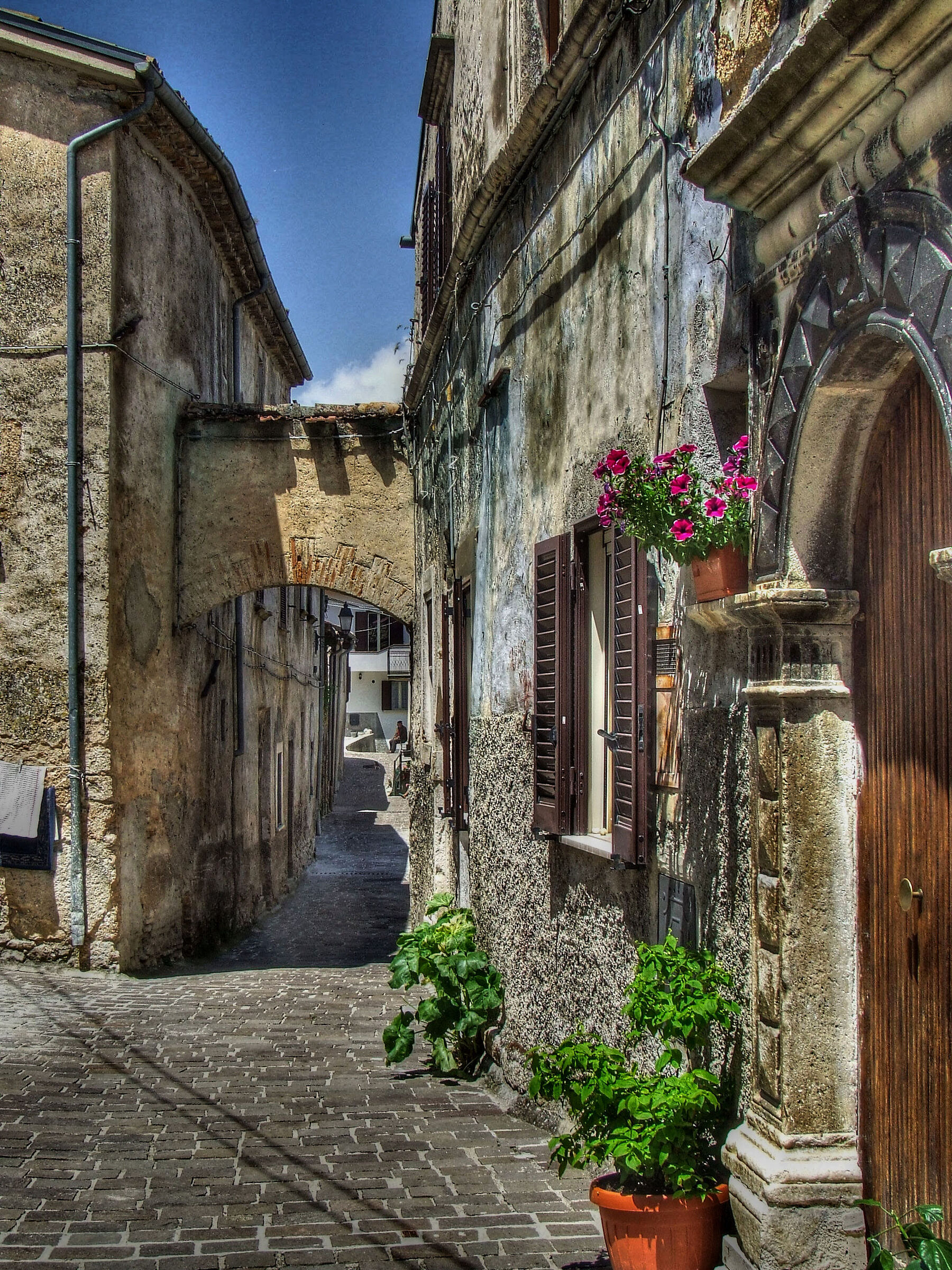 Per le vie del borgo