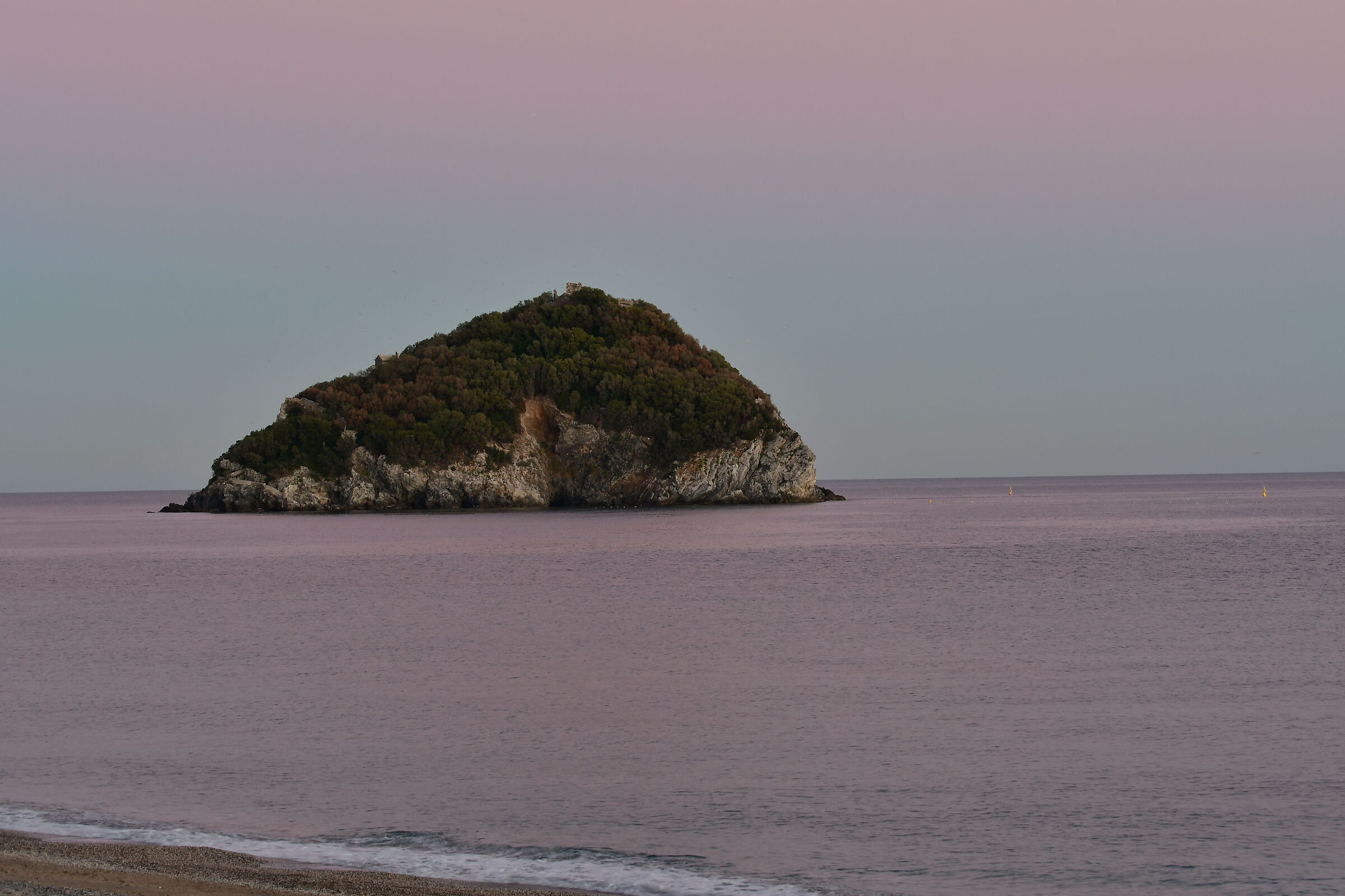 Tramonto all'isola di Bergeggi - Gennaio 2022