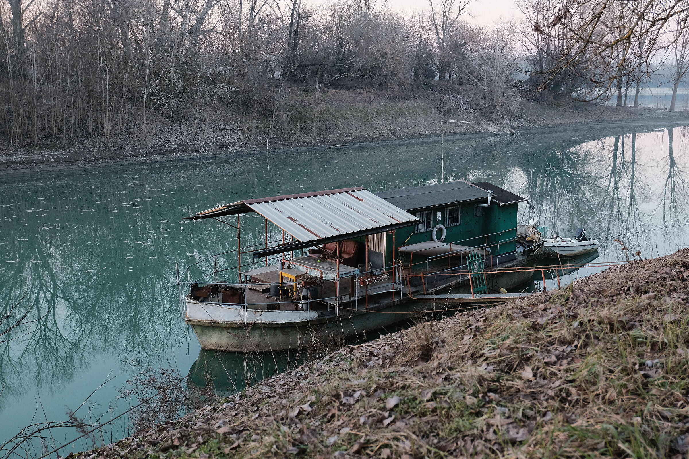 Boat on the Po