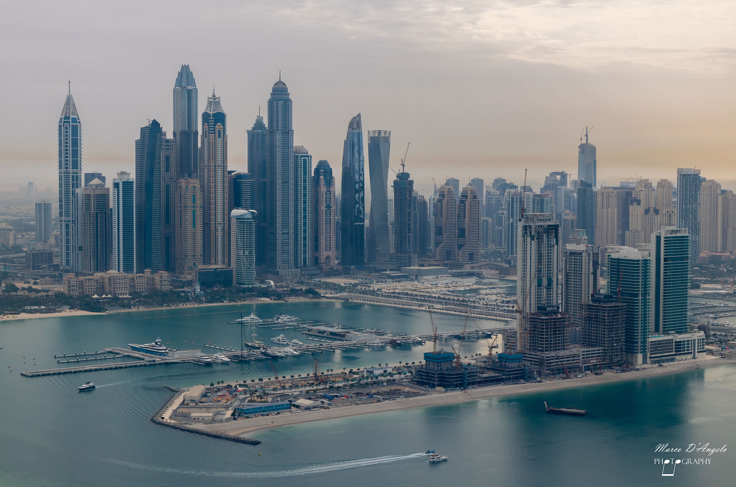 Dubai Marina skylilne