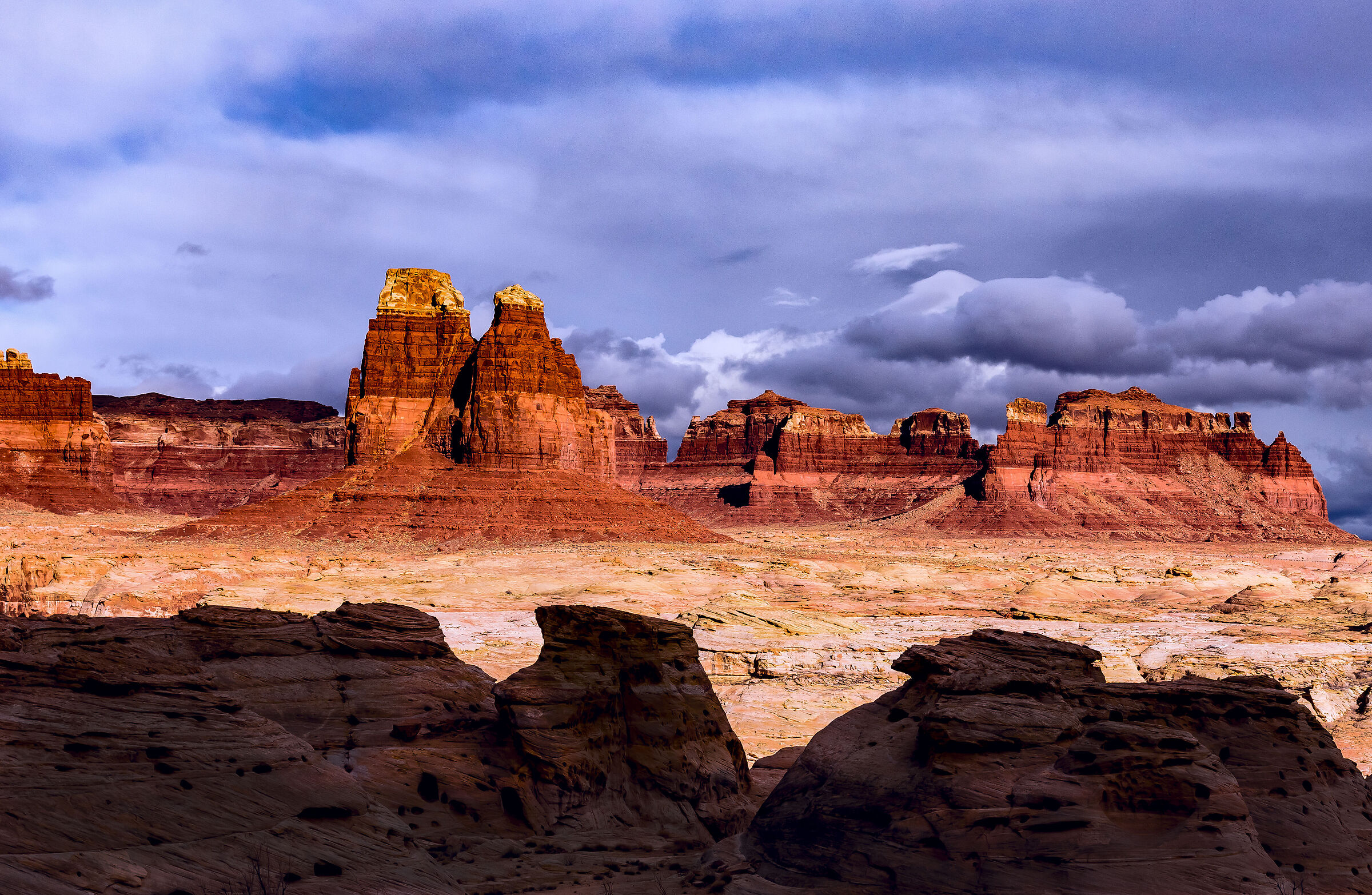 Far West al tramonto