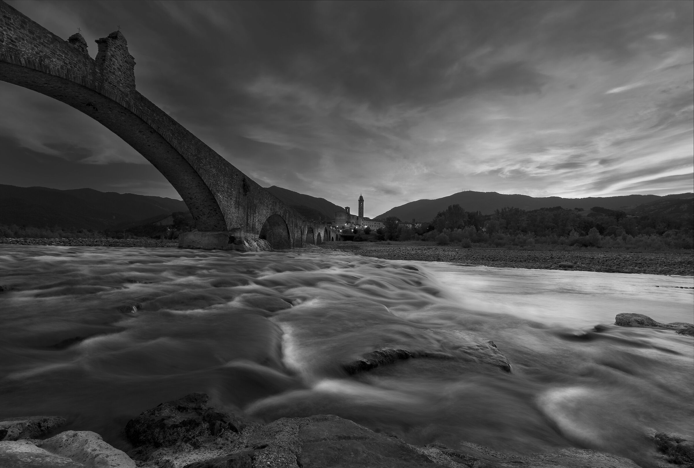 Bobbio (pc) - Il ponte Gobbo o detto anche del Diavolo