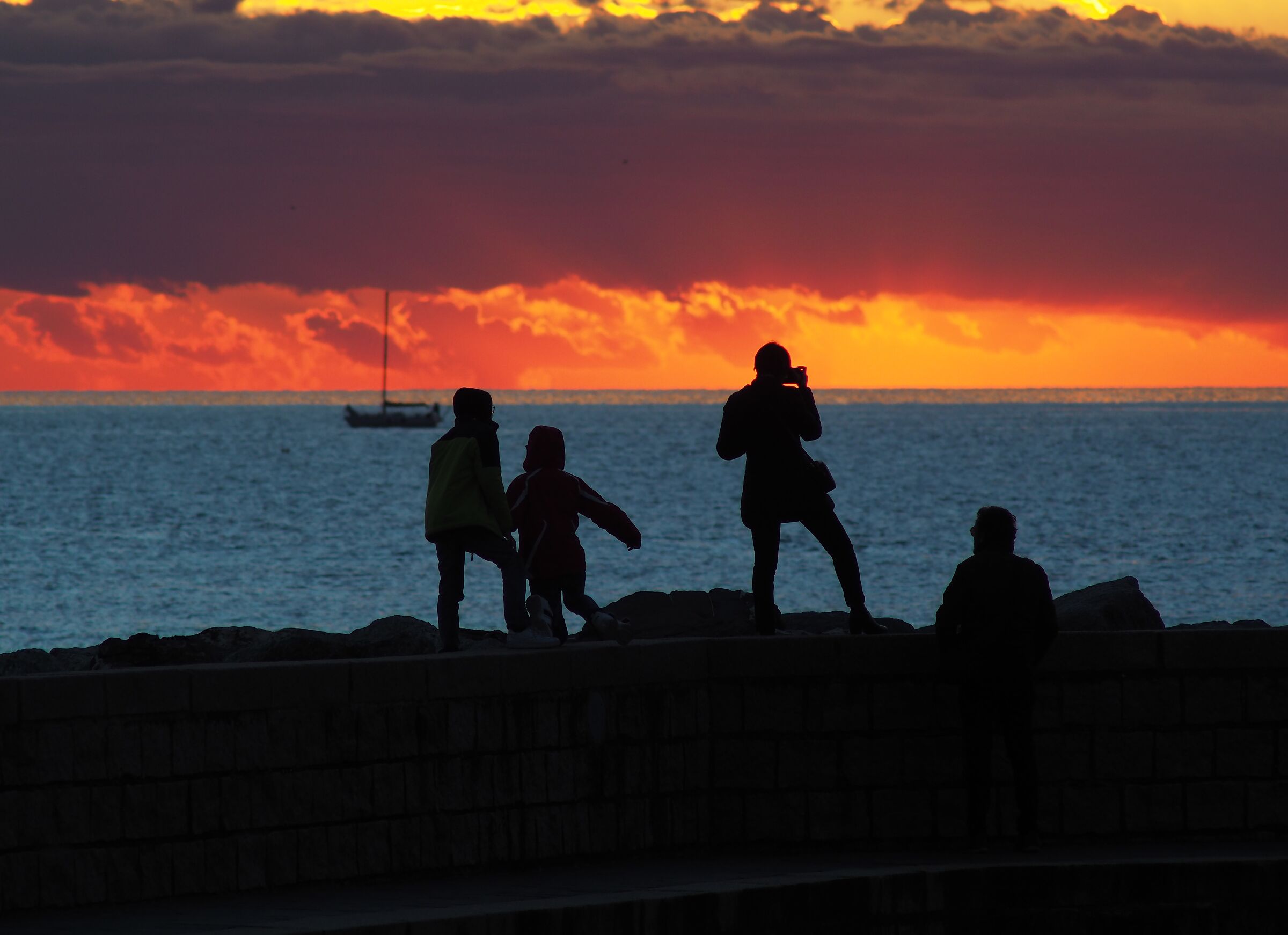 Una famiglia al tramonto