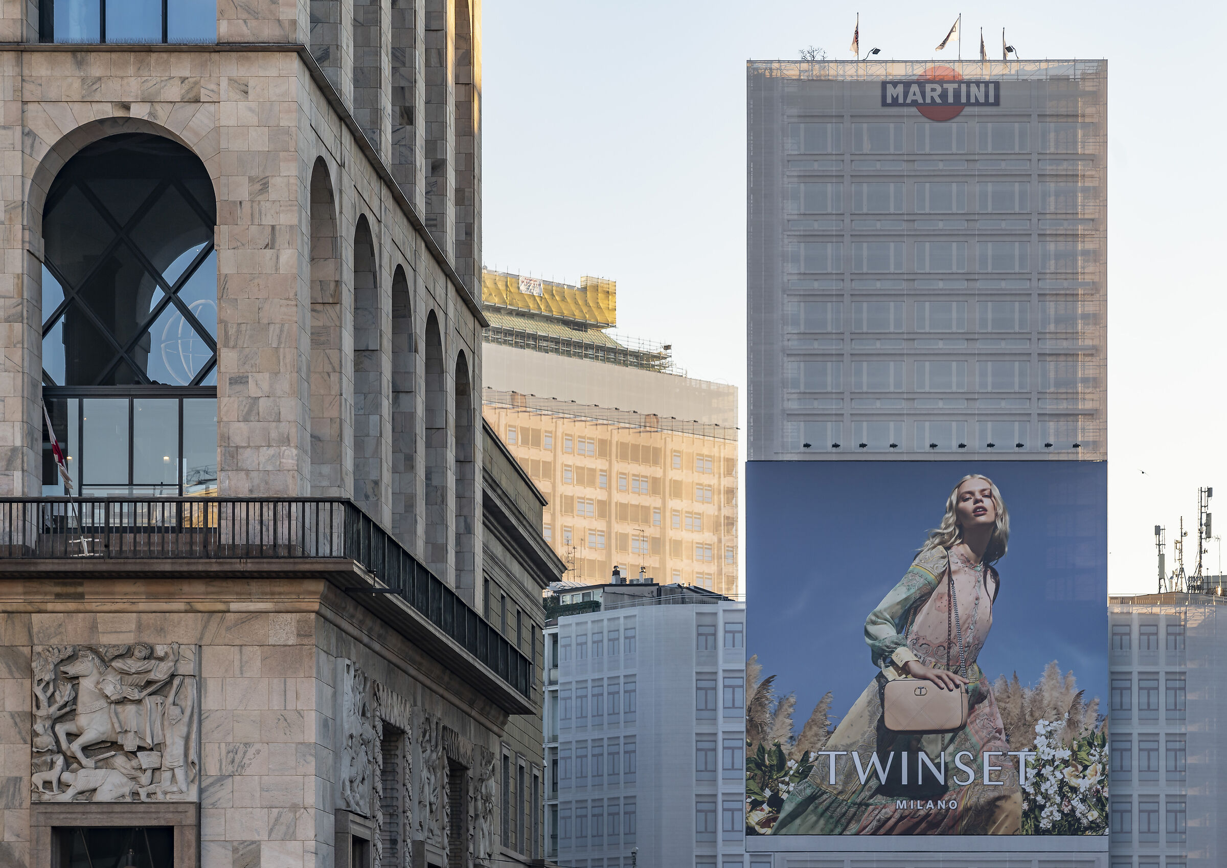 Grattacieli in restauro da Piazza del Duomo - 4