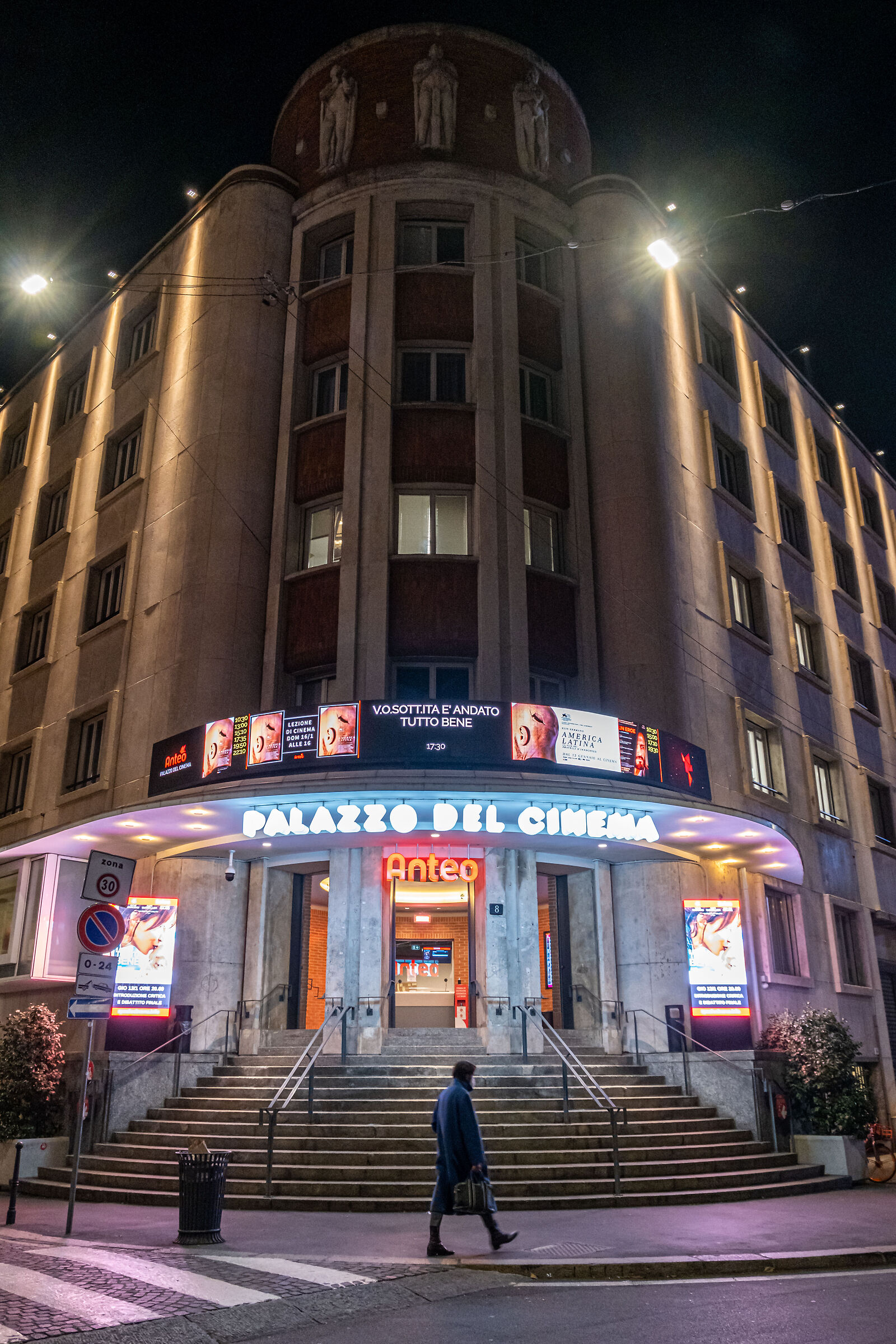 Cinema Anteo - Milan