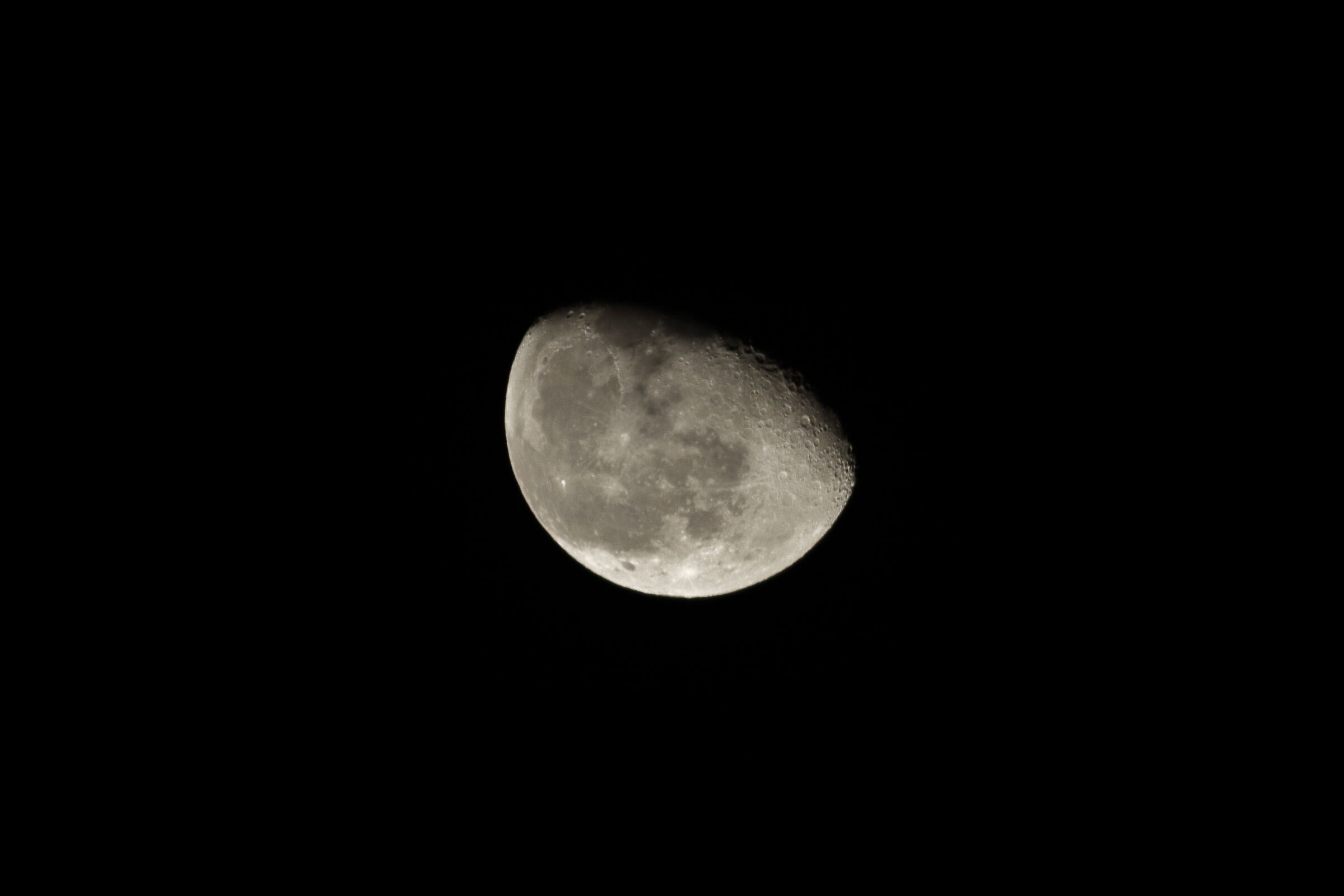 Moon 650mm 22/01/2022 100 ISO 2