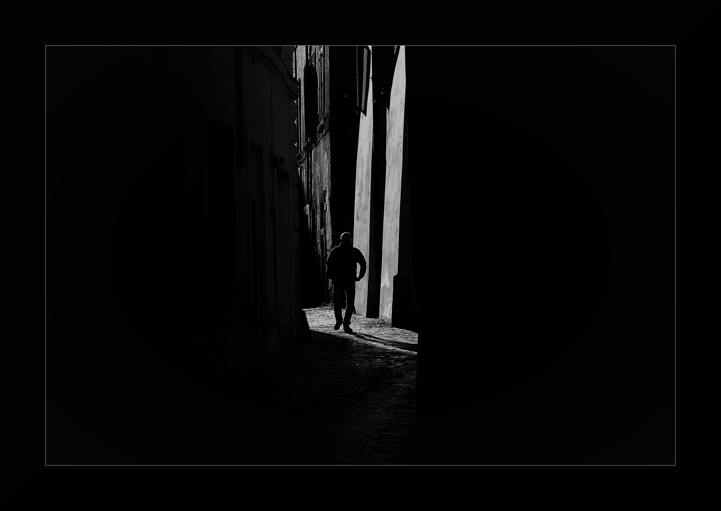 Dark silence in the alley