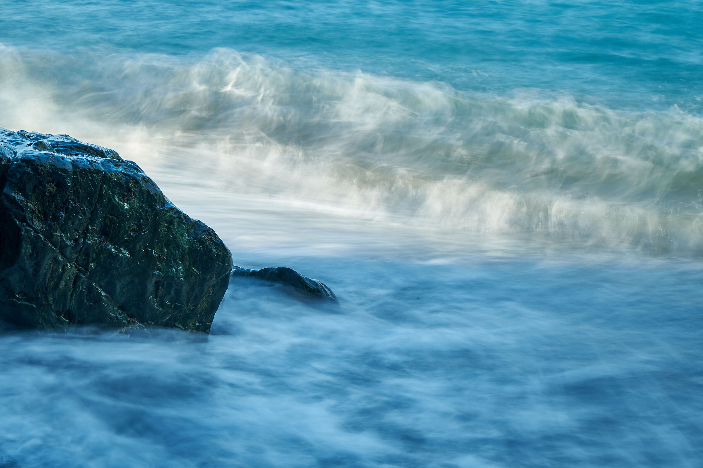 Un tuffo dove l'acqua è più blu