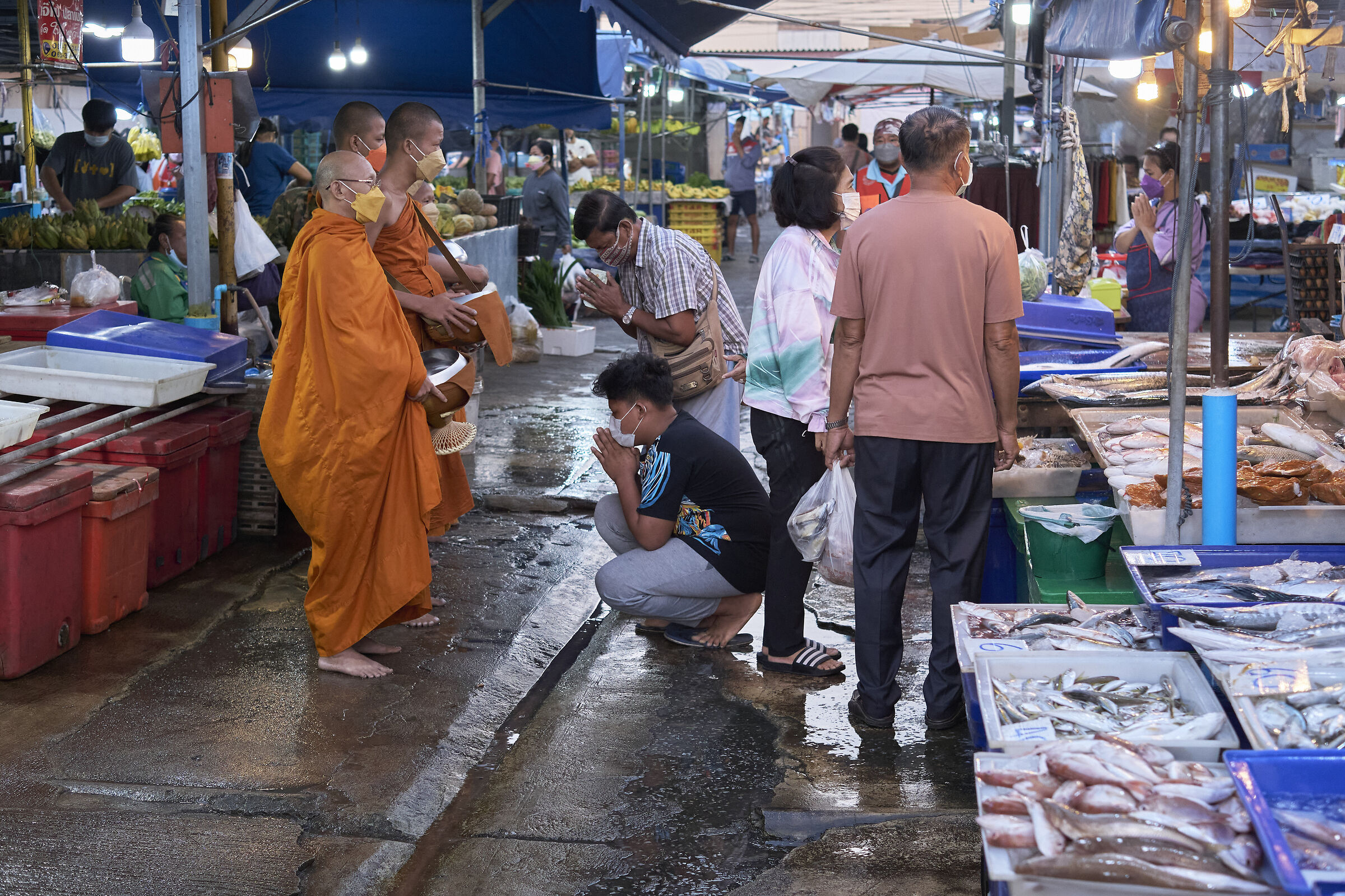 The quest to the market
