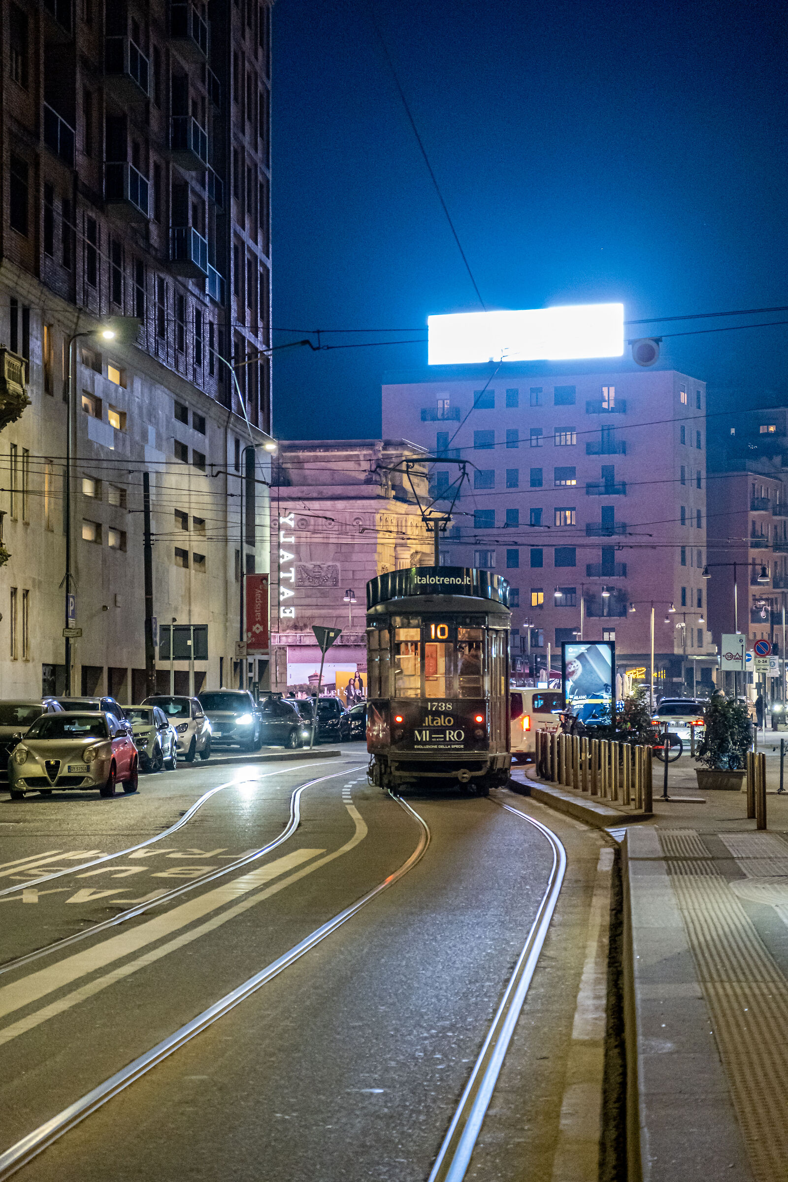 Via Monte Grappa - Milan