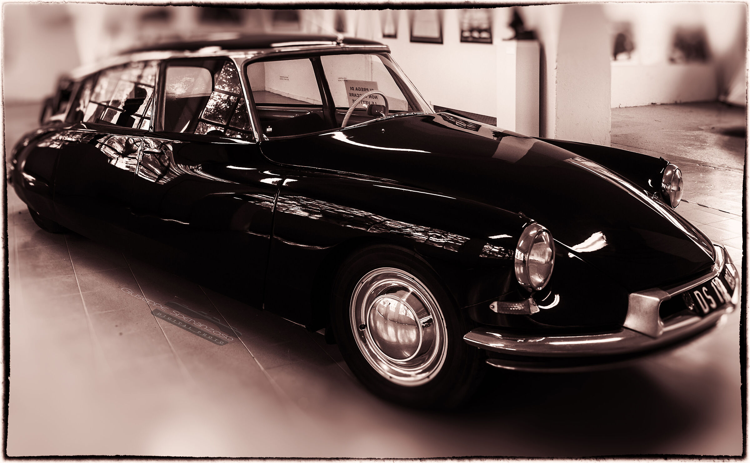 Lo Squalo (Citroen DS)