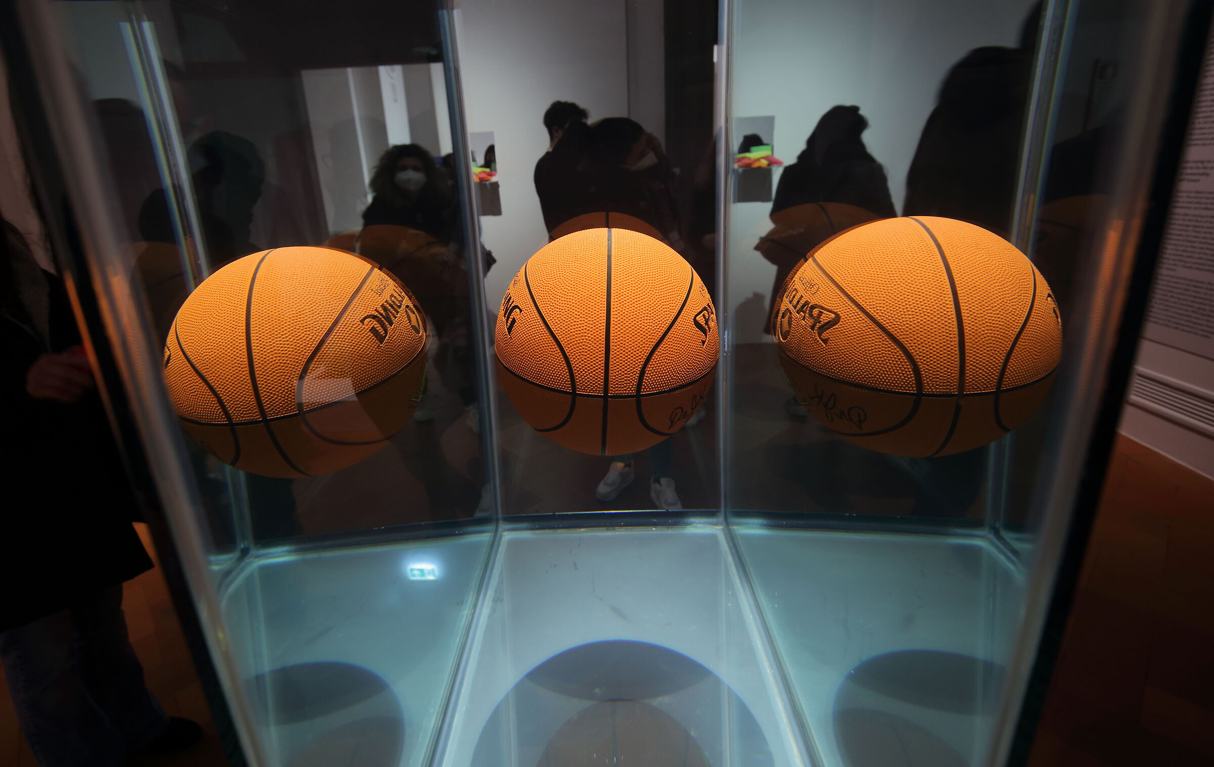 Spalding Triple Threat Composite Basketball