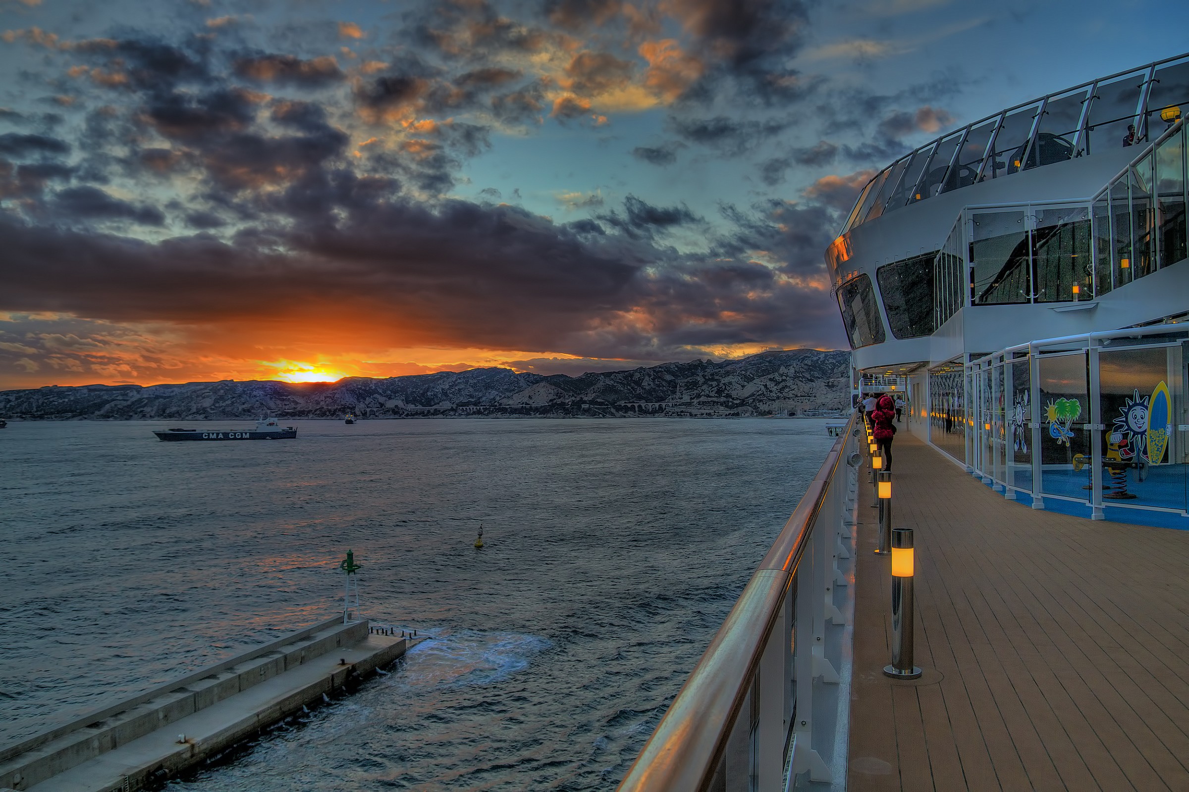 The sunset of Marseille.