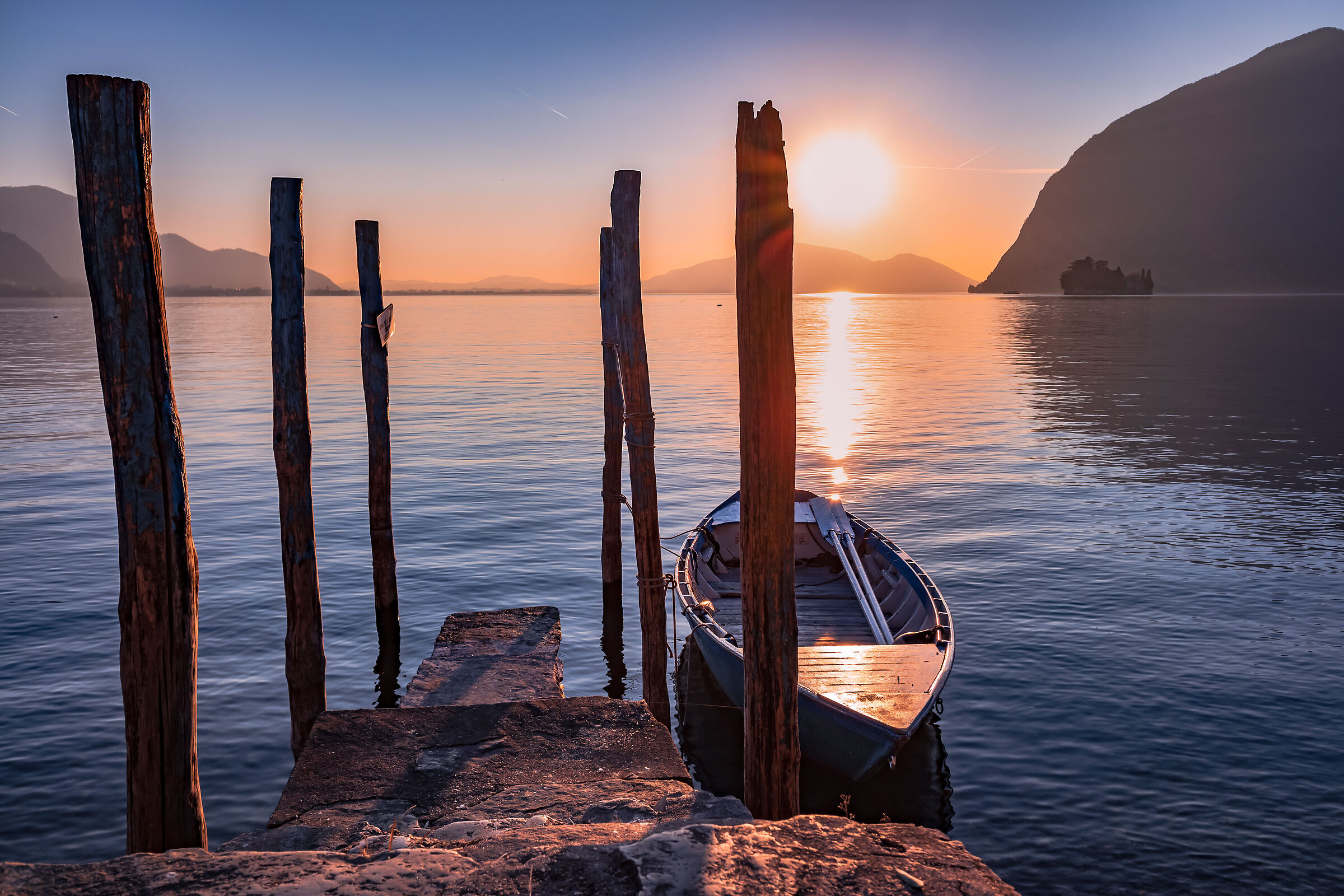 Remi in barca, arriva la sera