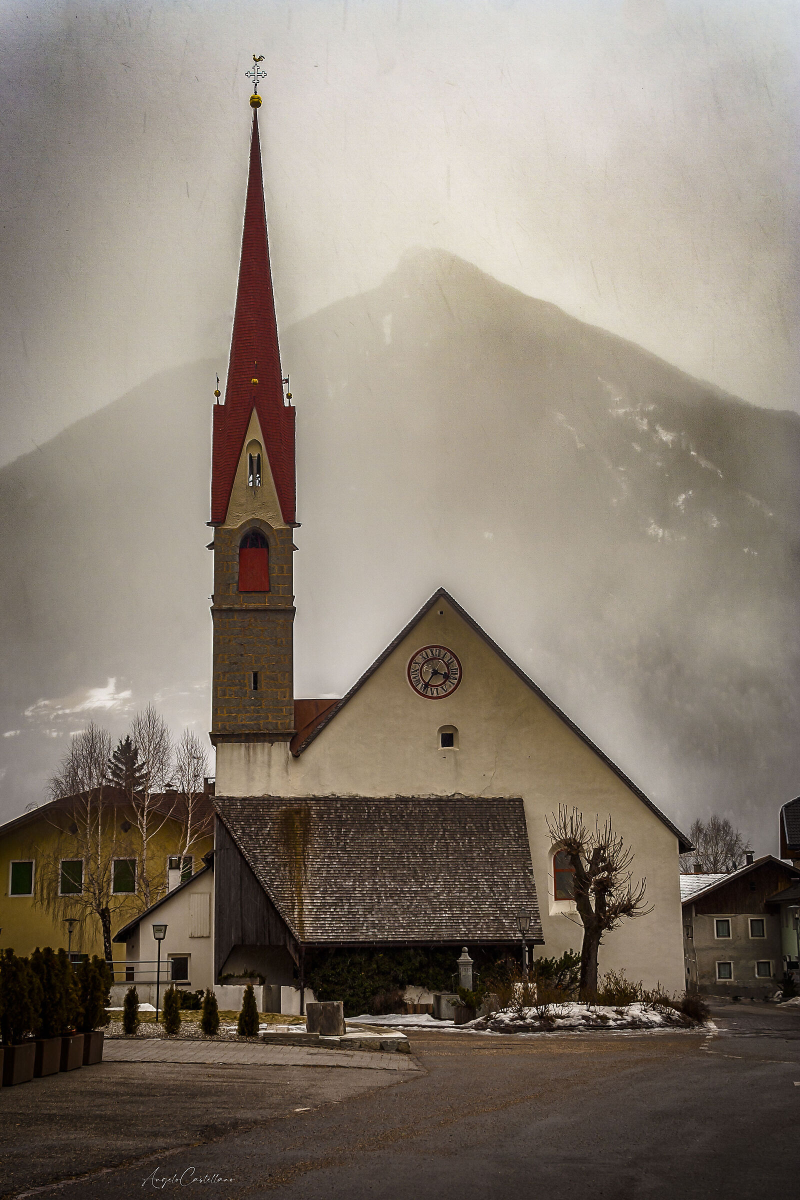 Church of Santa Caterina (Molini di Tures)