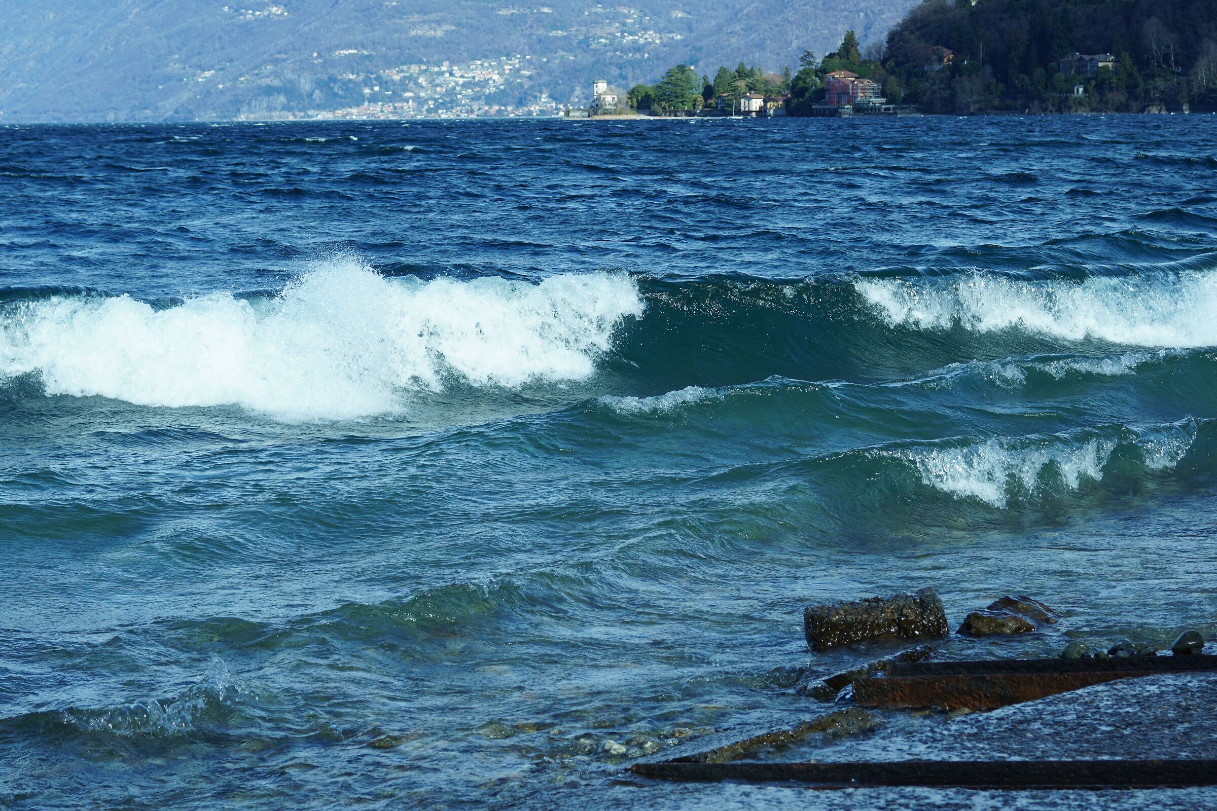 Onde Lago Maggiore
