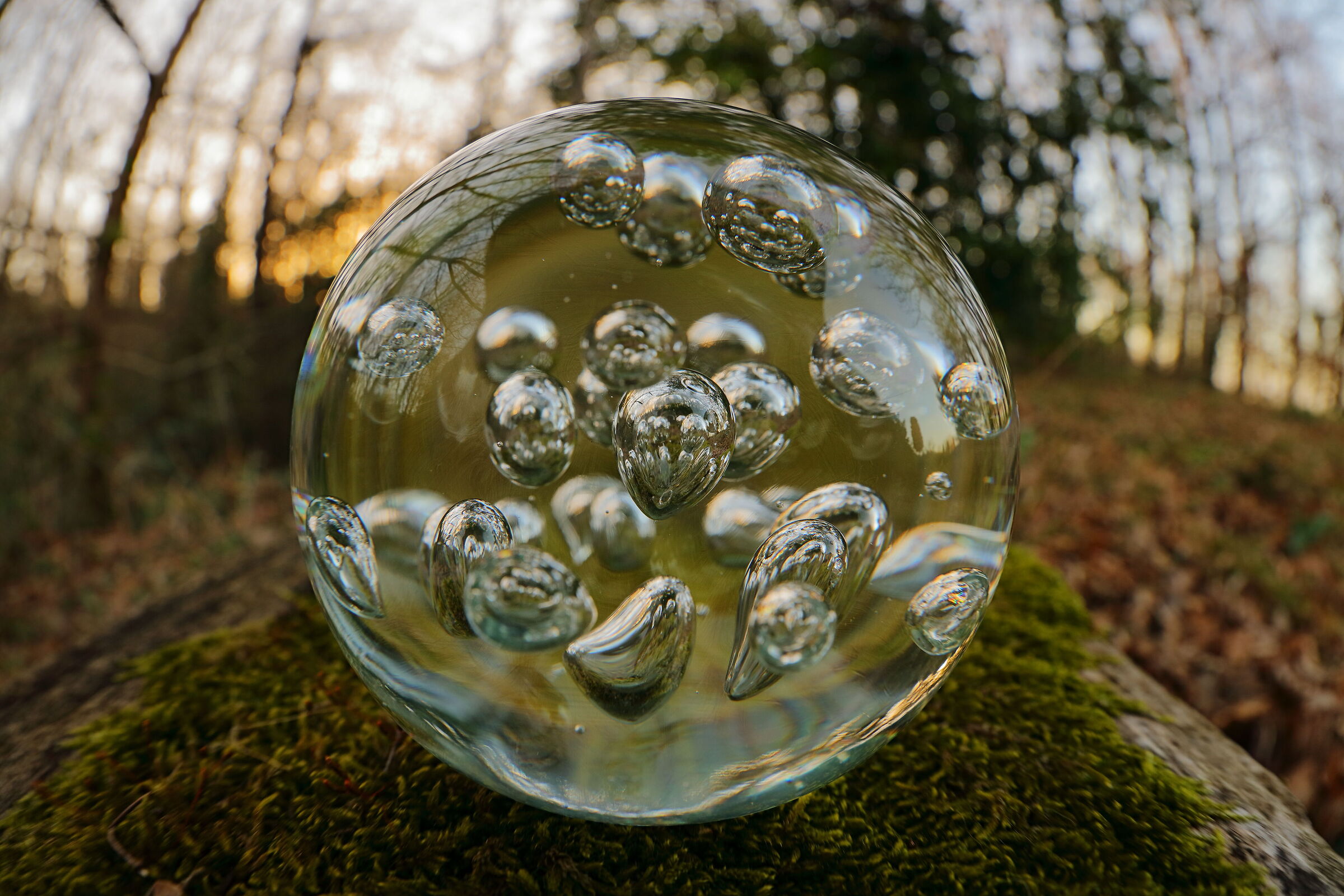 Spheres reflecting spheres