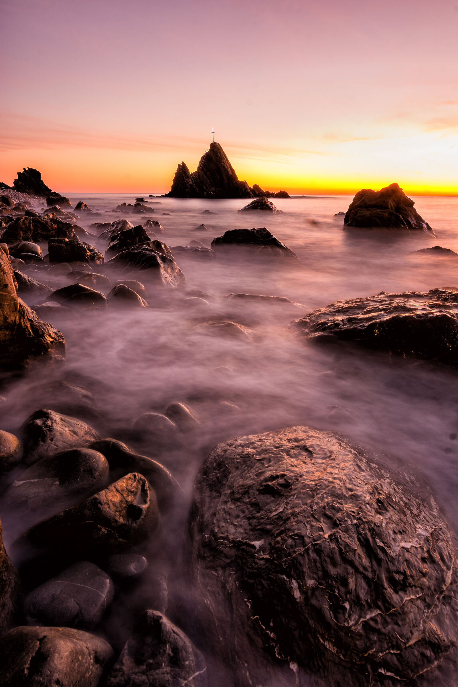 The Asseu and its rocks