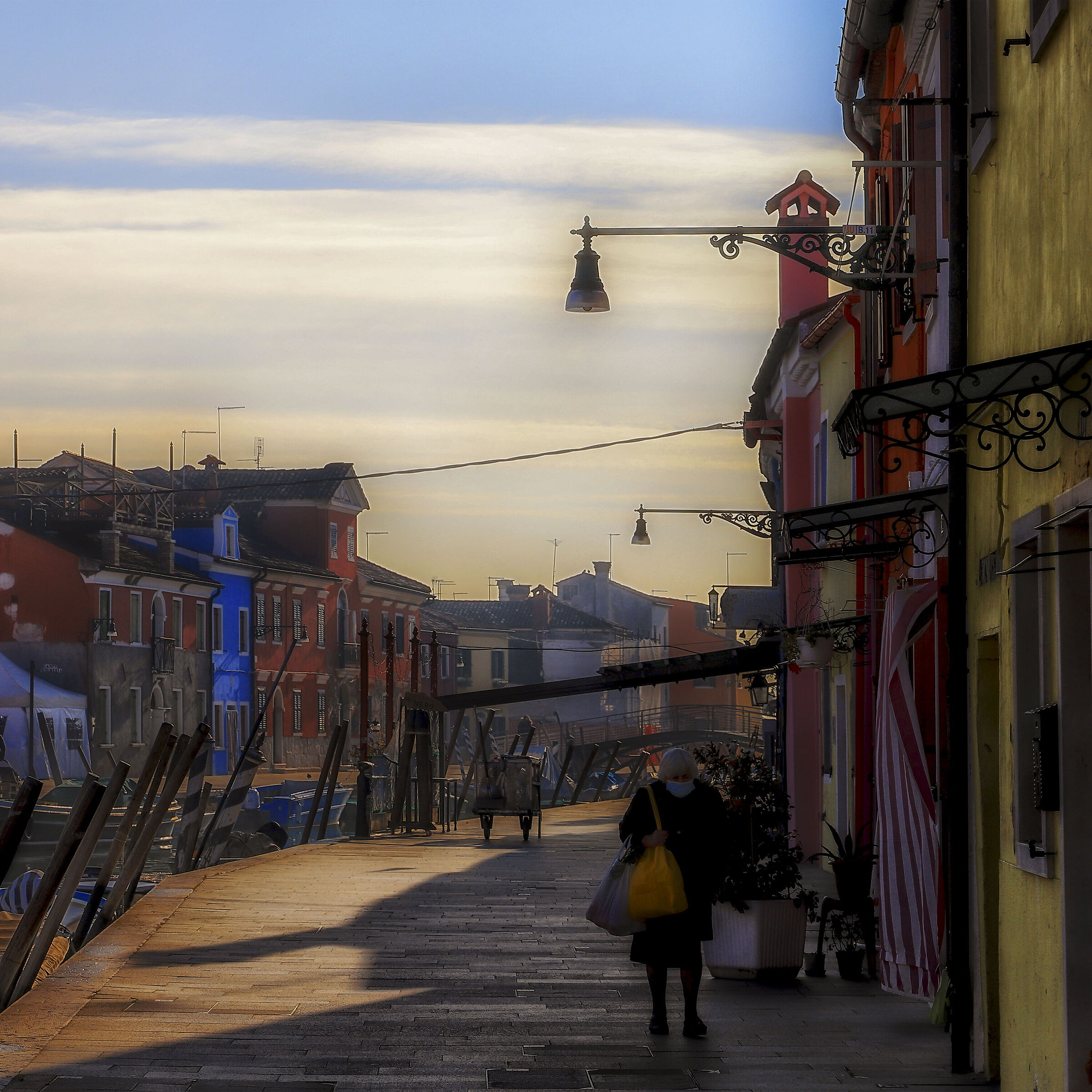 Everyday Life - The Yellow Bag