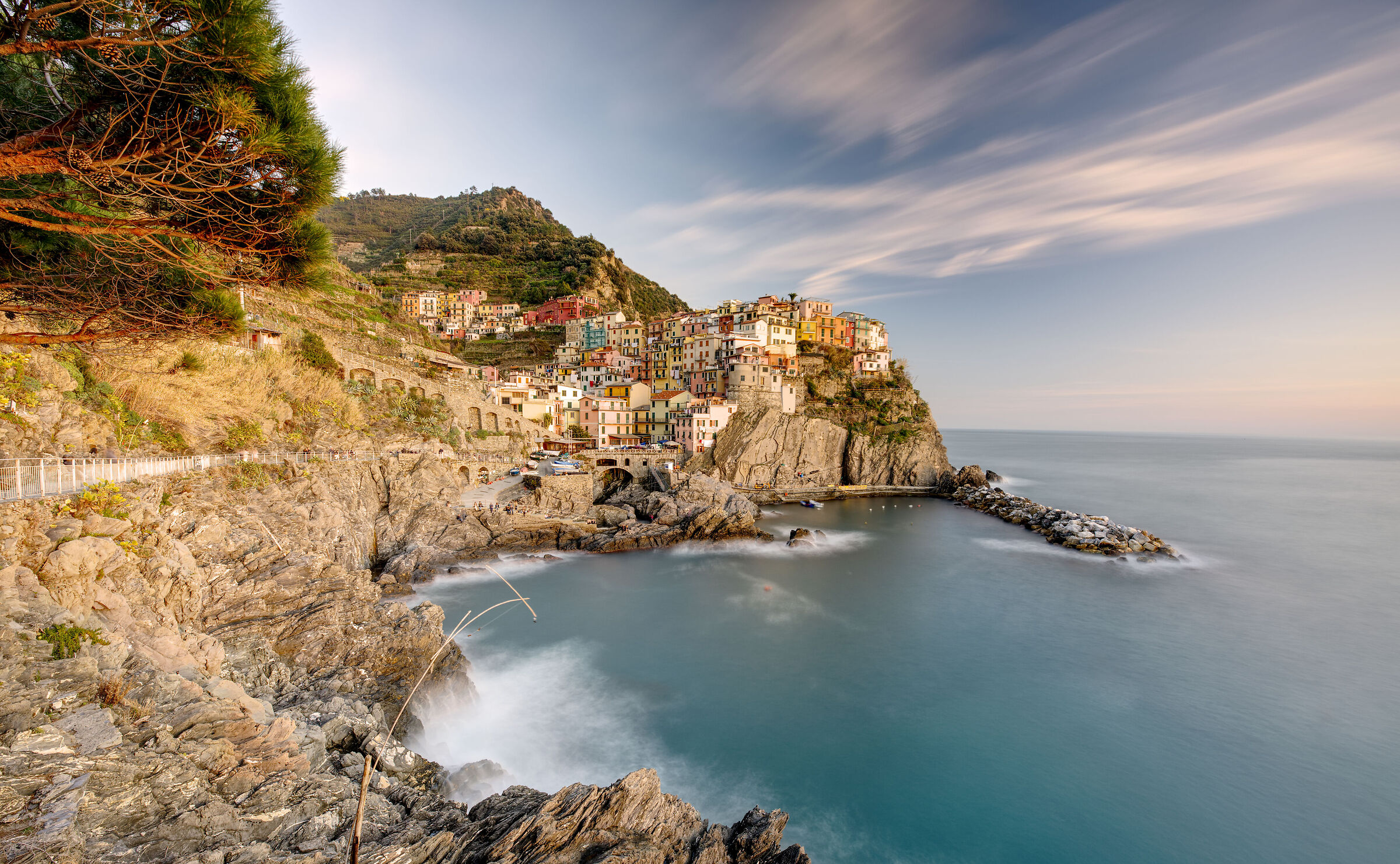 Adoro Manarola