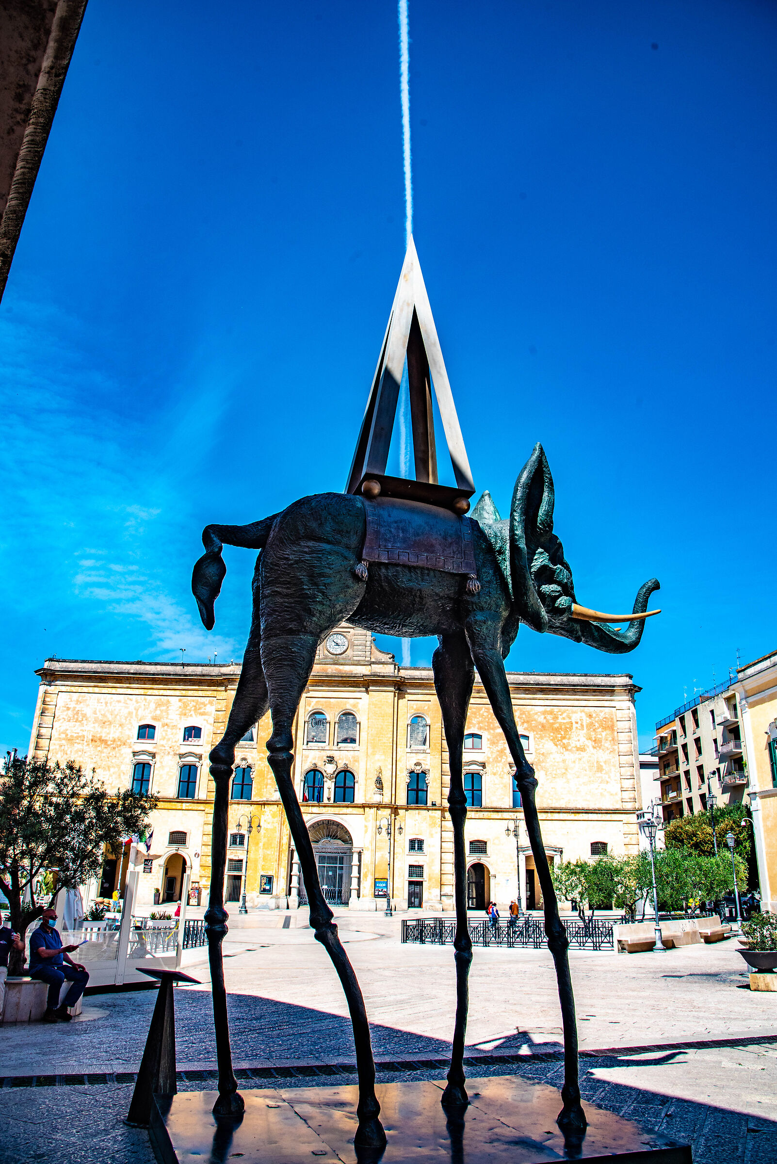 matera e Salvador Dalì