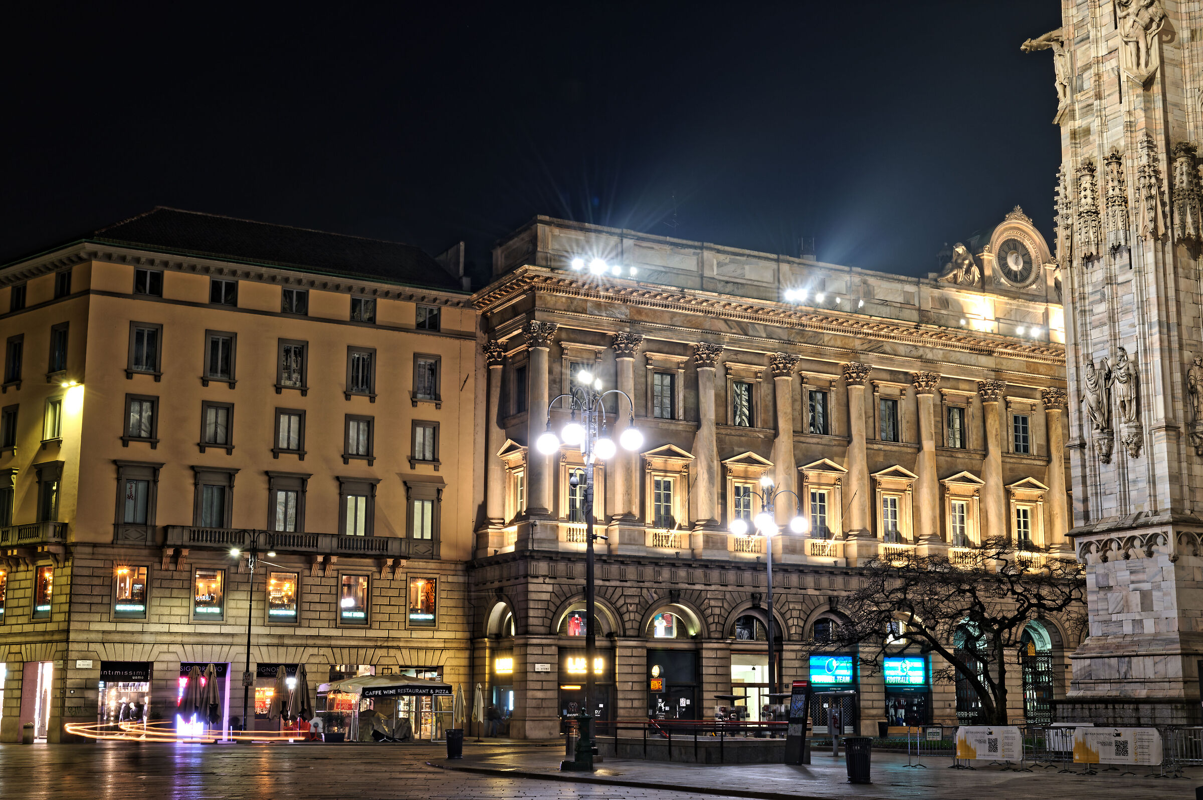 P.za del Duomo Angolo V.Emanuele