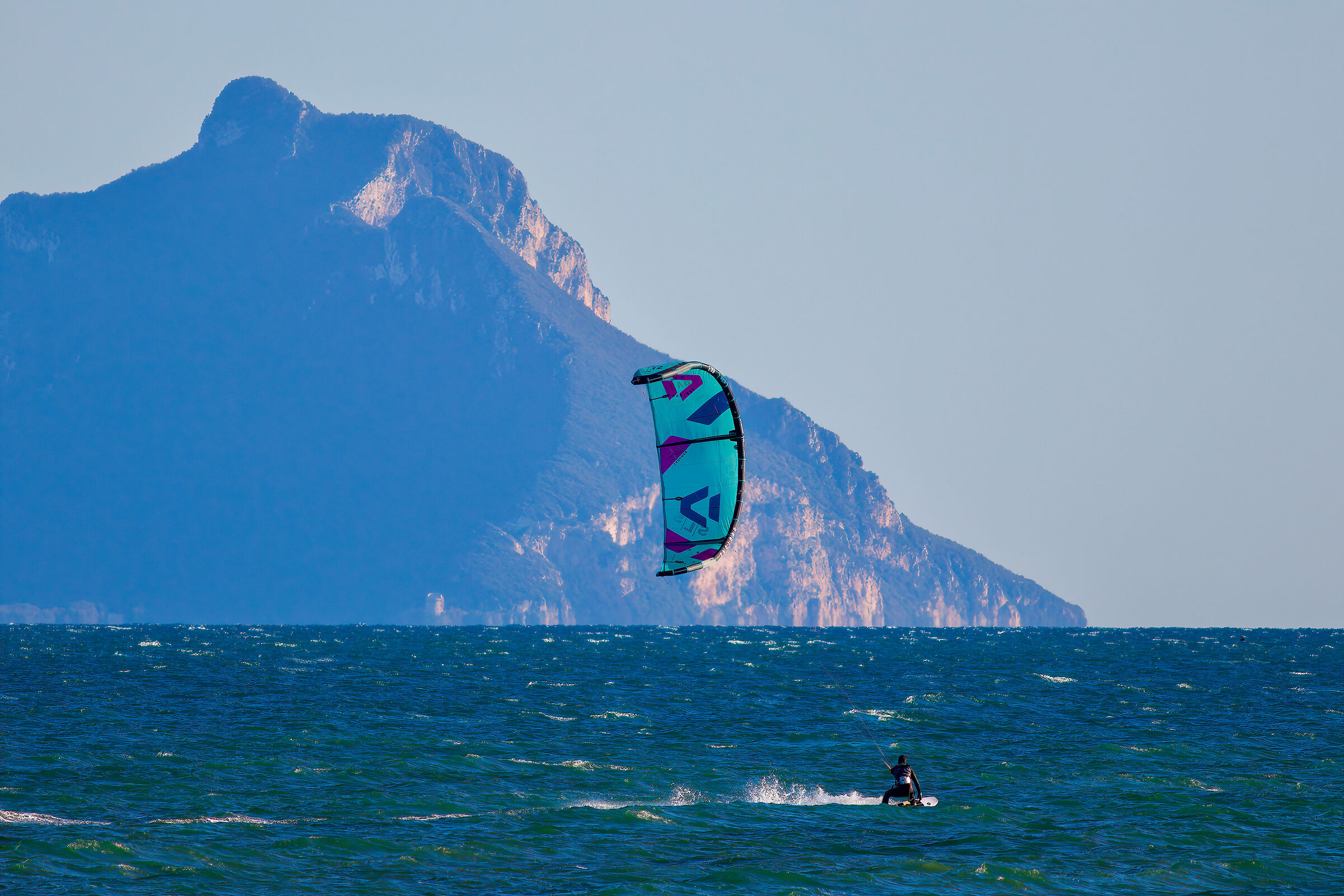 surfing davanti a Circe