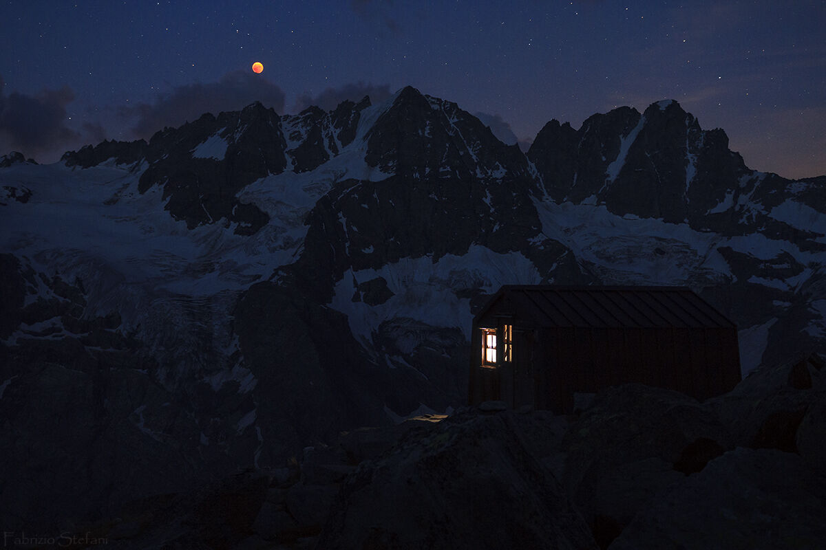Eclipse at 2910 m