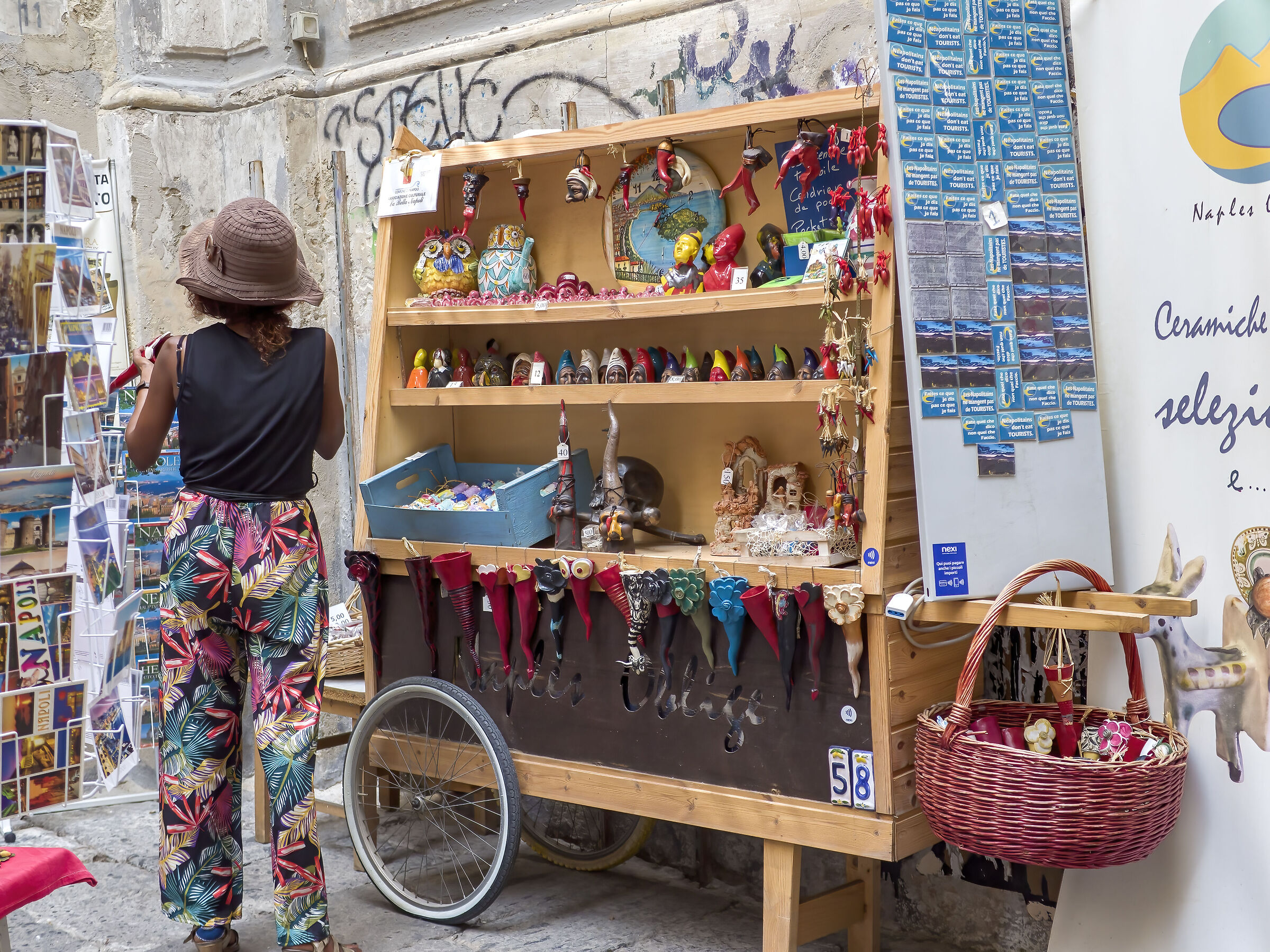 S. Gregorio Armeno - Colori a gò-gò...