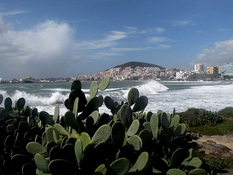 Tenerife-Los Cristianos-mareggiata 18 aprile 2010