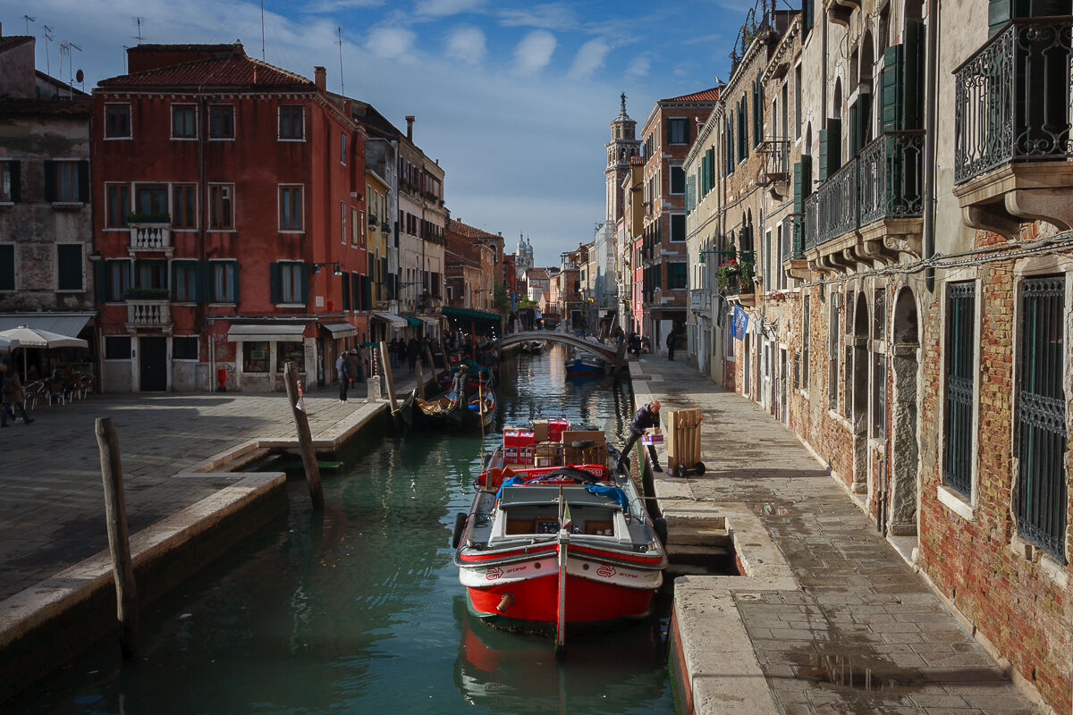 On the Rio de San Barnaba ...